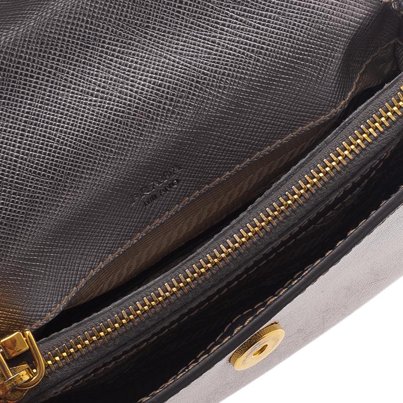 Prada Silver Saffiano Leather Mini Box Clutch In Good Condition In Dubai, Al Qouz 2