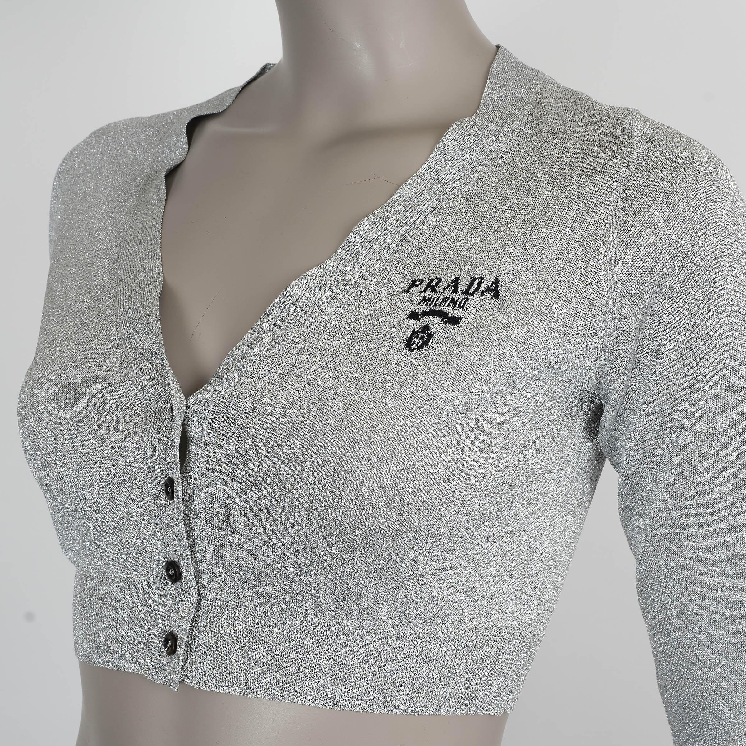 PRADA silberne Viskose 2021 CROPPED LUREX Knit  Strickjacke Pullover 40 S Damen im Angebot