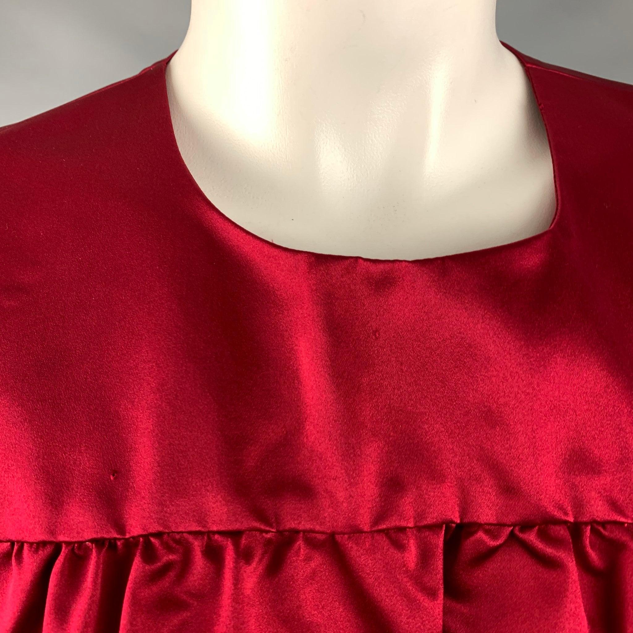 PRADA Size 10 Red Silk Pleated Sleeveless Dress Top For Sale 1
