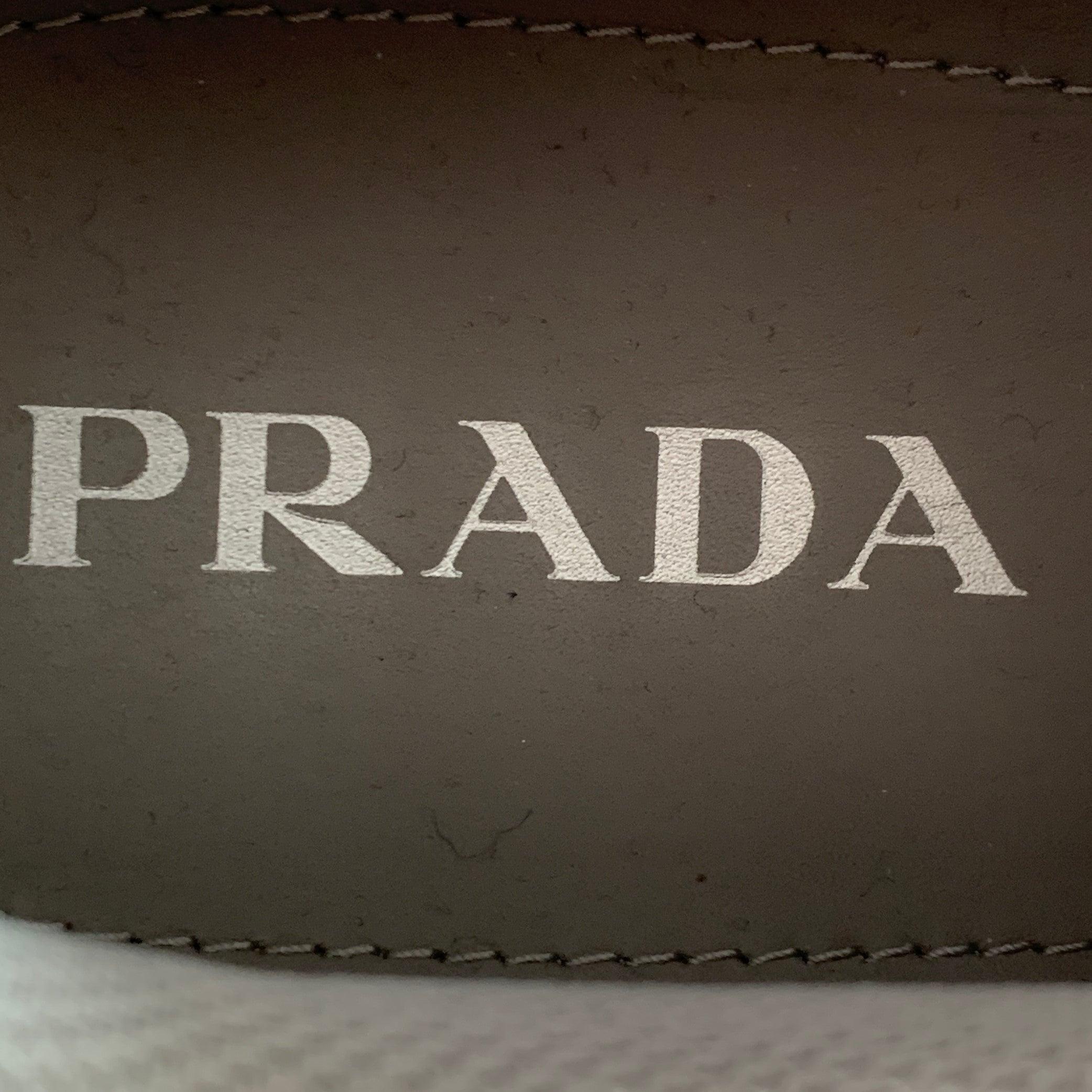 PRADA Size 11 White Navy Color Block Logo Leather Nylon Mesh Sneakers For Sale 4
