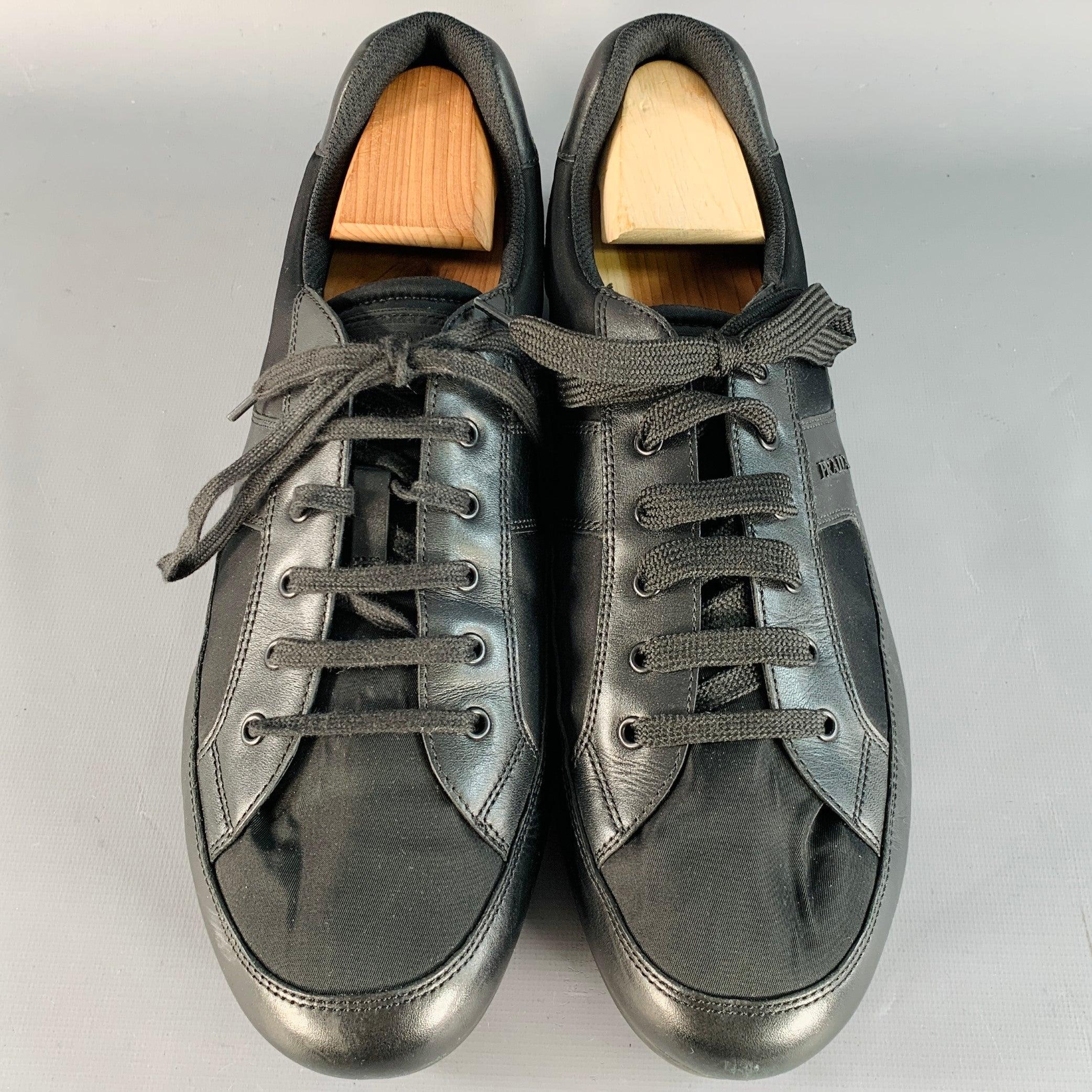 PRADA Size 12 Black Nylon Leather Low Top Lace-Up Sneakers In condizioni buone in vendita a San Francisco, CA