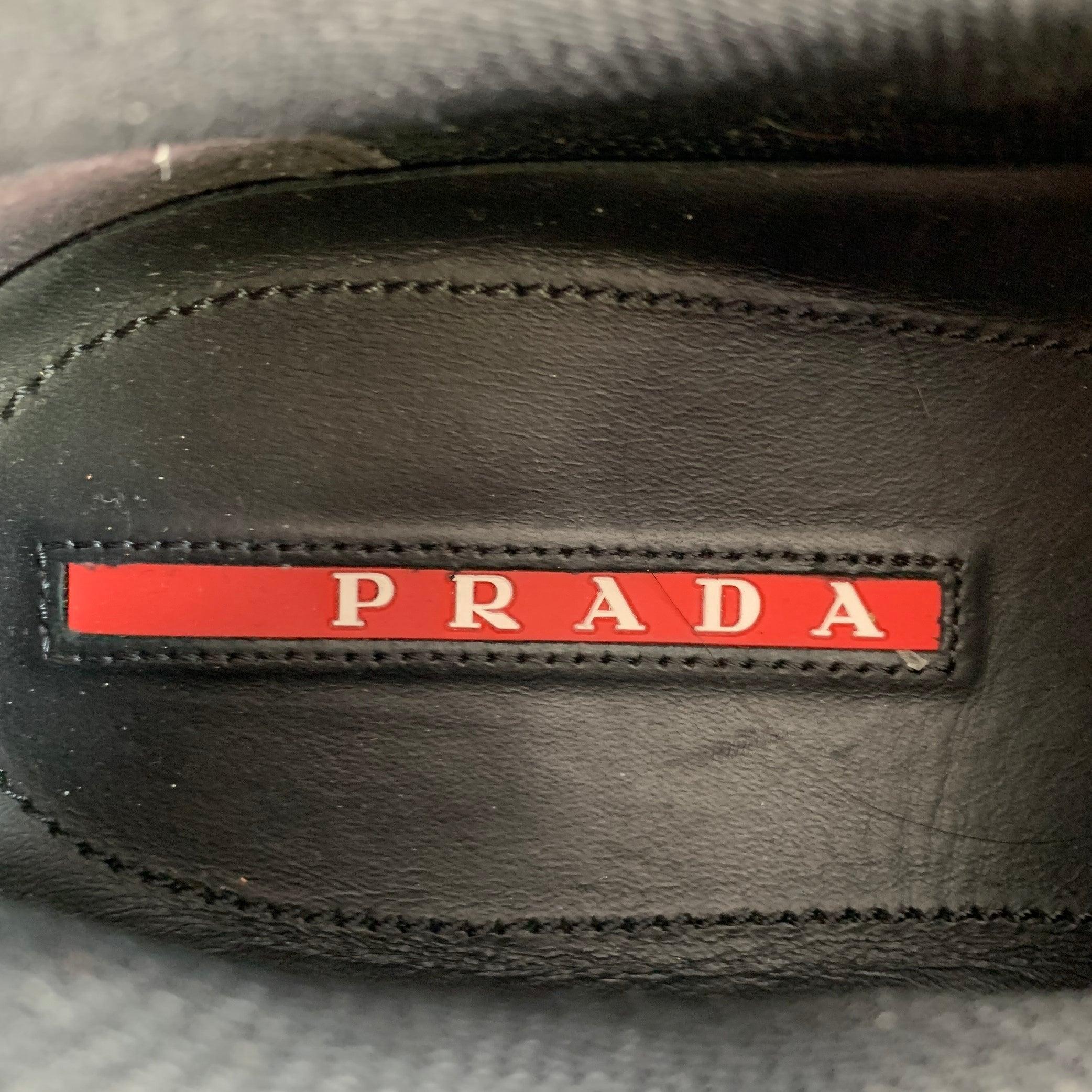 PRADA Size 12 Black Nylon Leather Low Top Lace-Up Sneakers in vendita 2