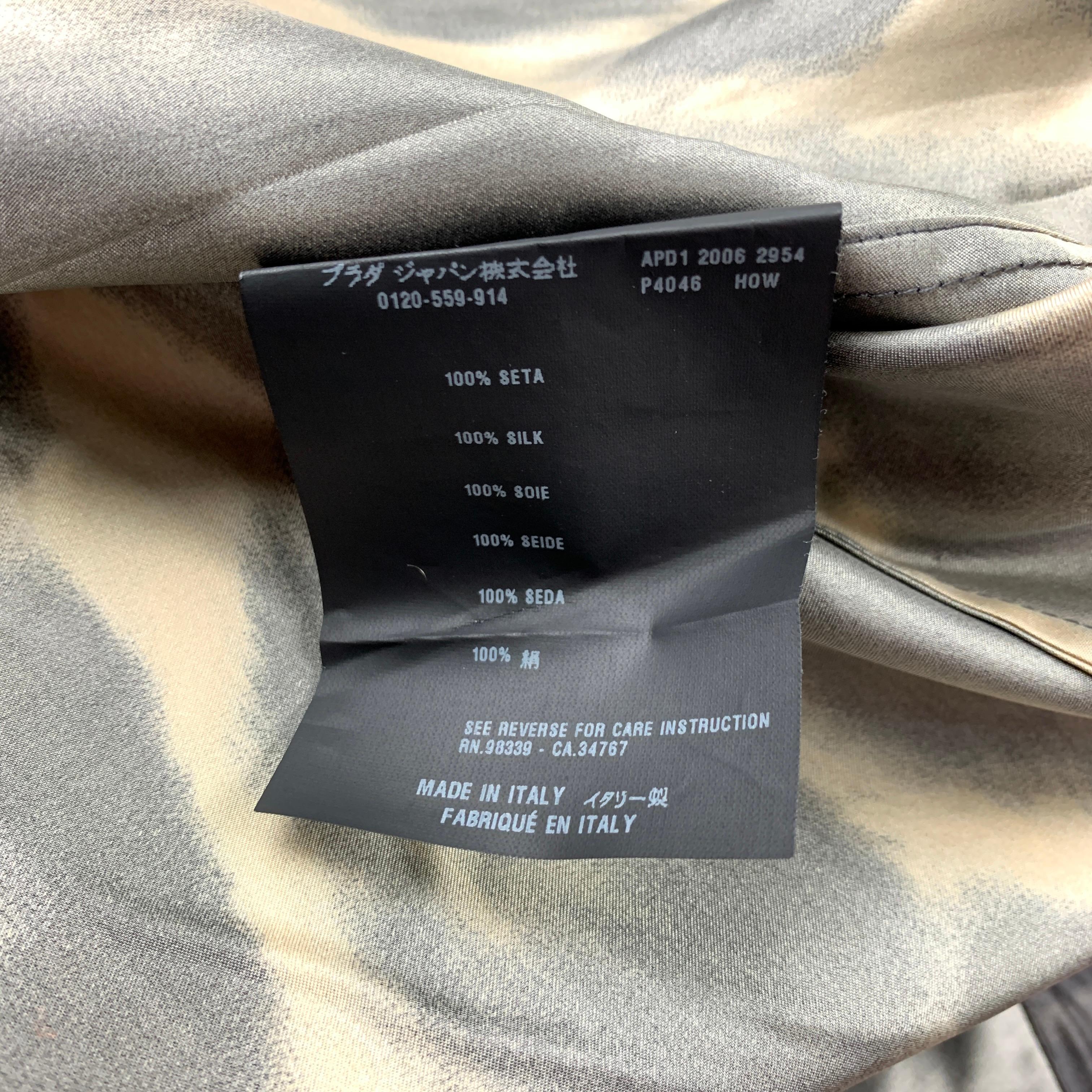 PRADA Größe 2 Schwarz & Beige Seidenbluse mit Knöpfen aus Satin Damen