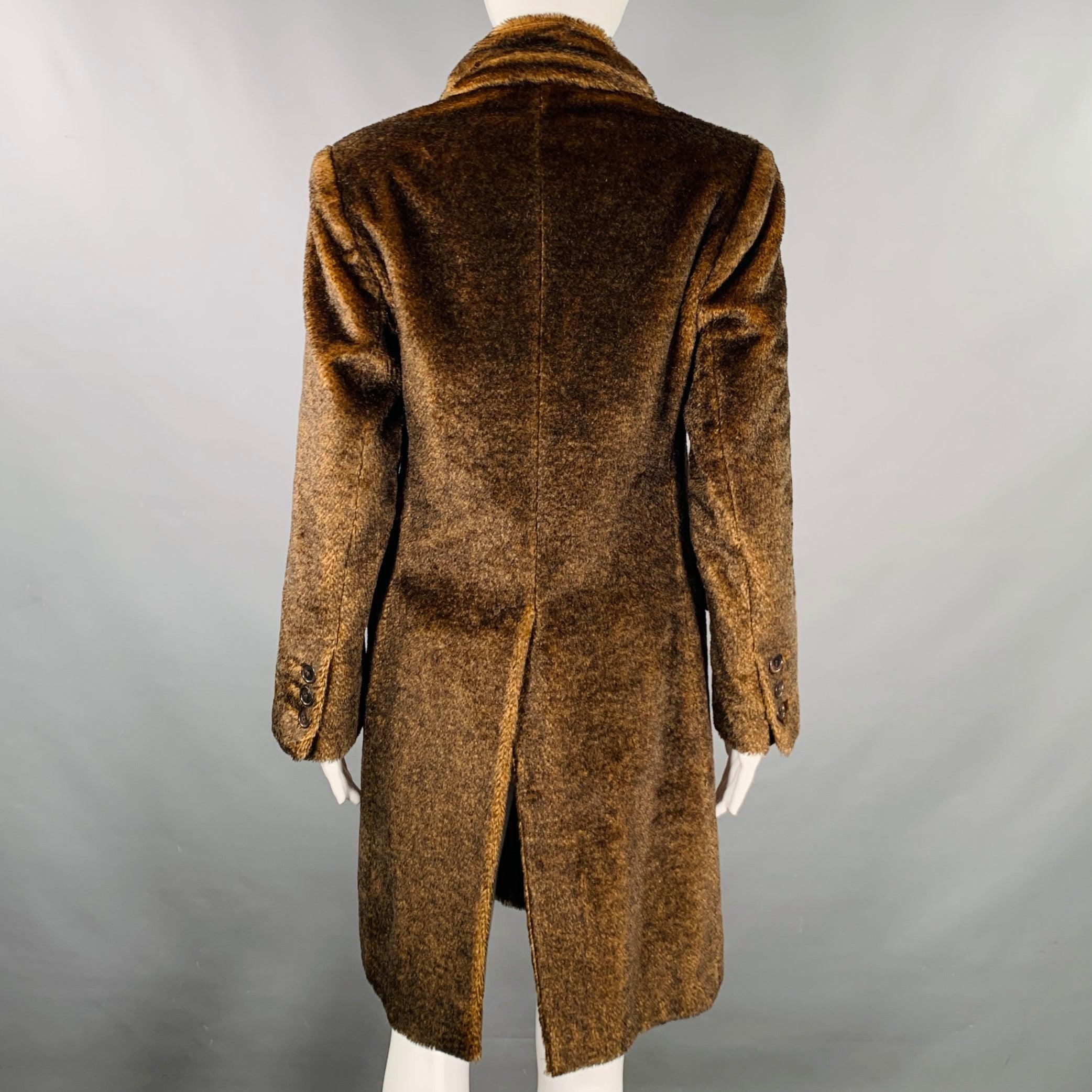 Marrone PRADA Cappotto in pelliccia sintetica marrone cammello e mohair taglia 2 in vendita
