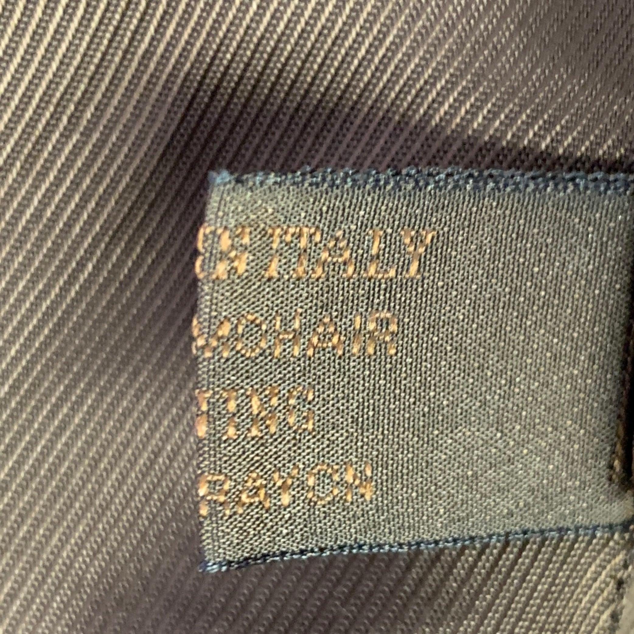 PRADA Cappotto in pelliccia sintetica marrone cammello e mohair taglia 2 in vendita 1