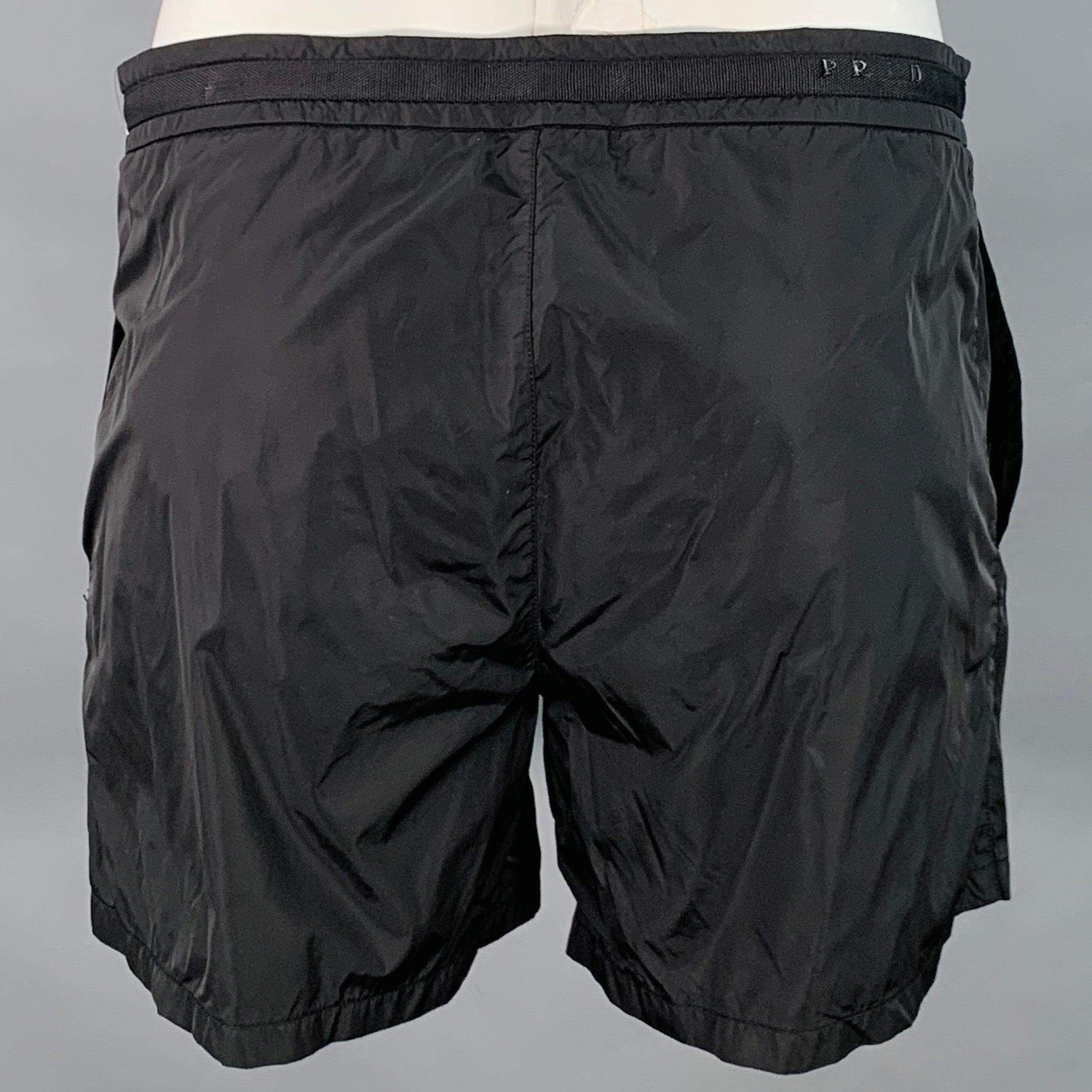Nero PRADA Taglia 34 Costume da bagno in nylon nero foderato di rete con zip e moschettone in vendita
