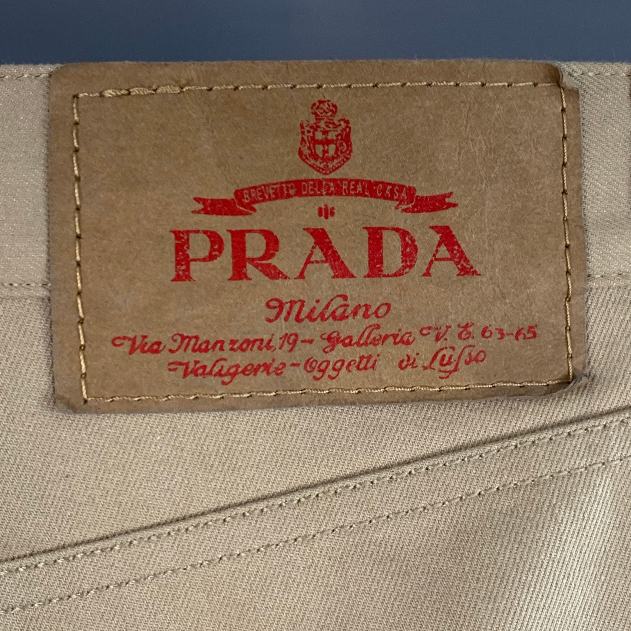 PRADA Taglia 34 Jeans in Twill di Cotone Khaki dal taglio classico con bottoni e moschettoni In condizioni ottime in vendita a San Francisco, CA