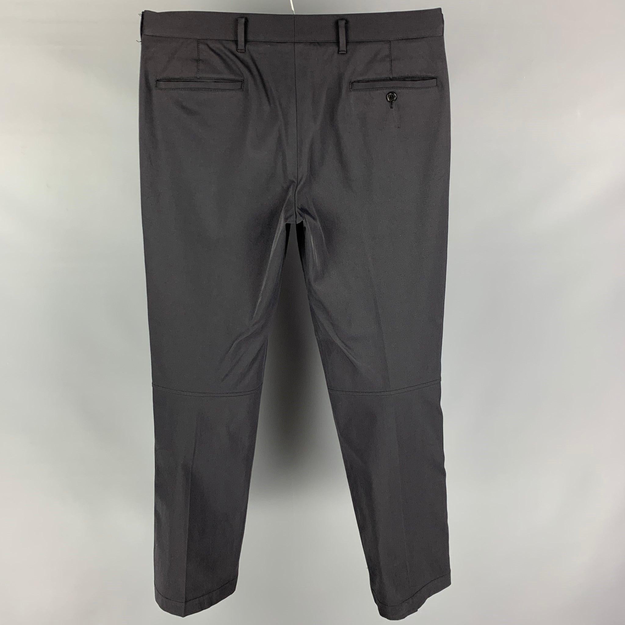 PRADA Size 36 Black Cotton Blend Zip Fly Dress Pants In Good Condition For Sale In San Francisco, CA