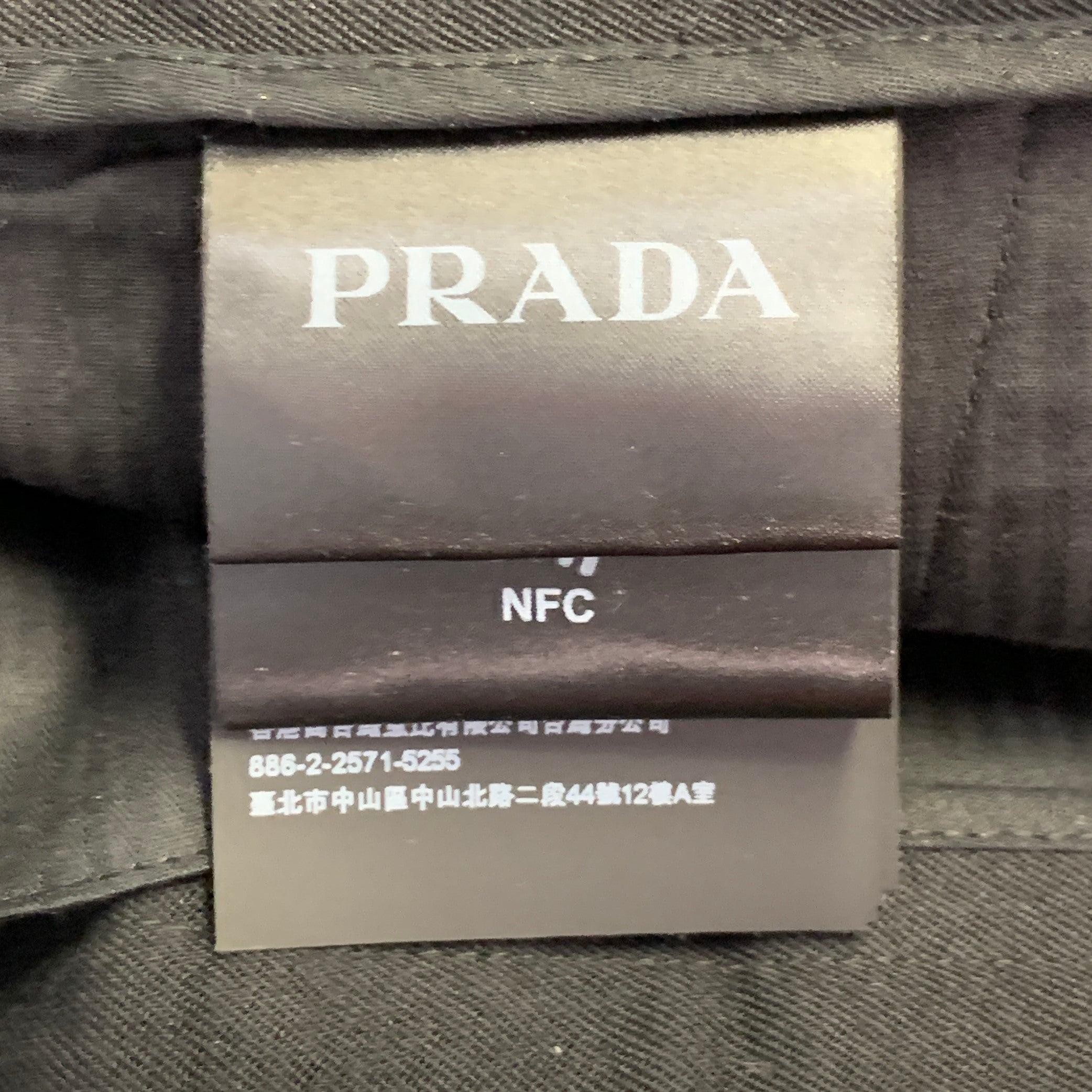 PRADA - Taglia 36 - pantaloni neri in lana vergine con zip e zip Fly in vendita 1