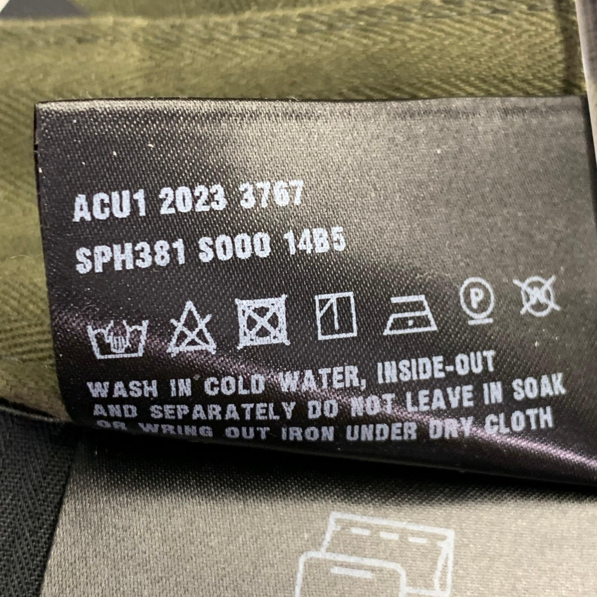 PRADA Taille 36 Vert Olive Coton fuselé Poignets élastiques Fermeture éclair Pantalon décontracté en vente 3
