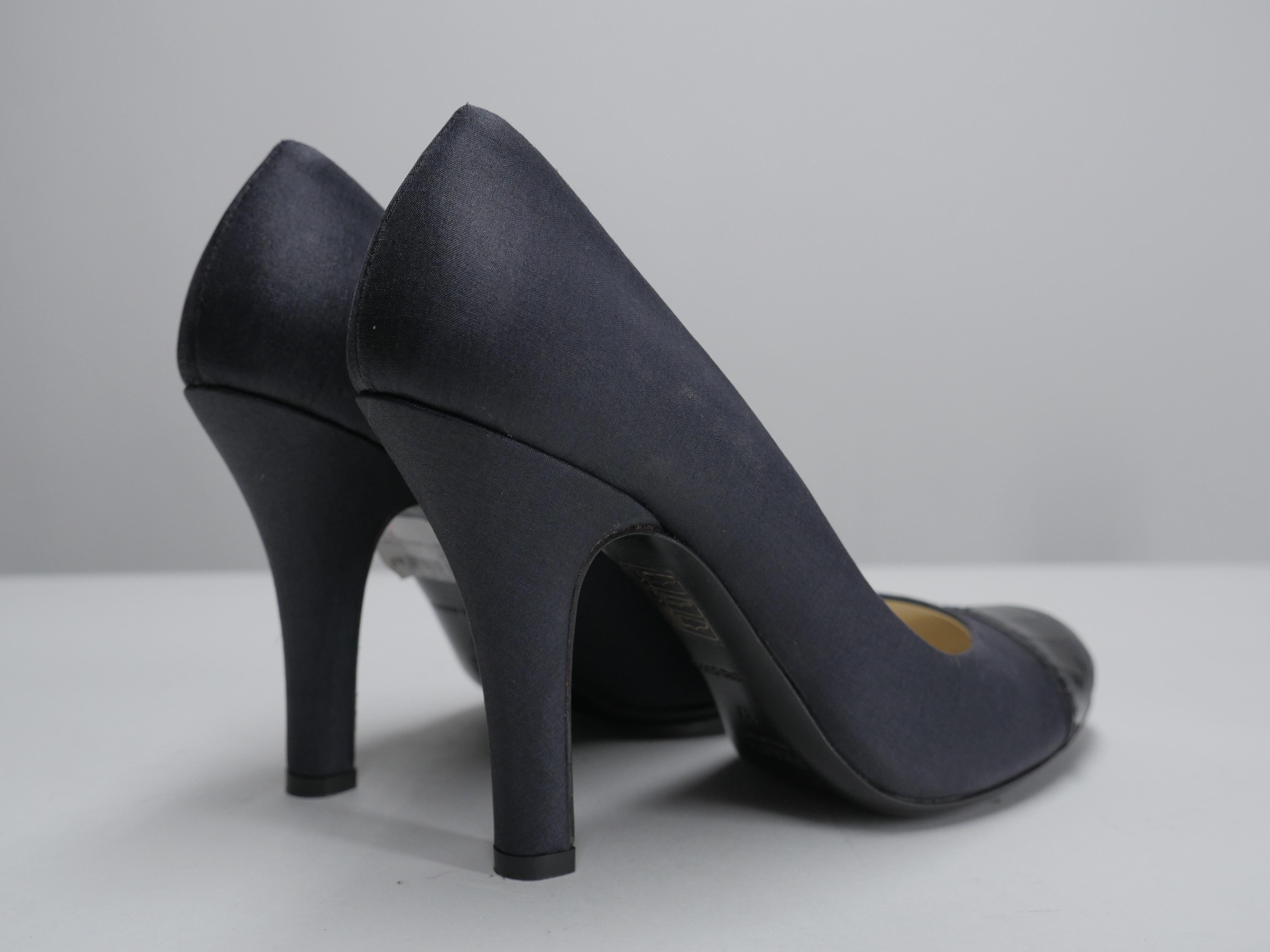 Prada Size 37 Black Pumps 2