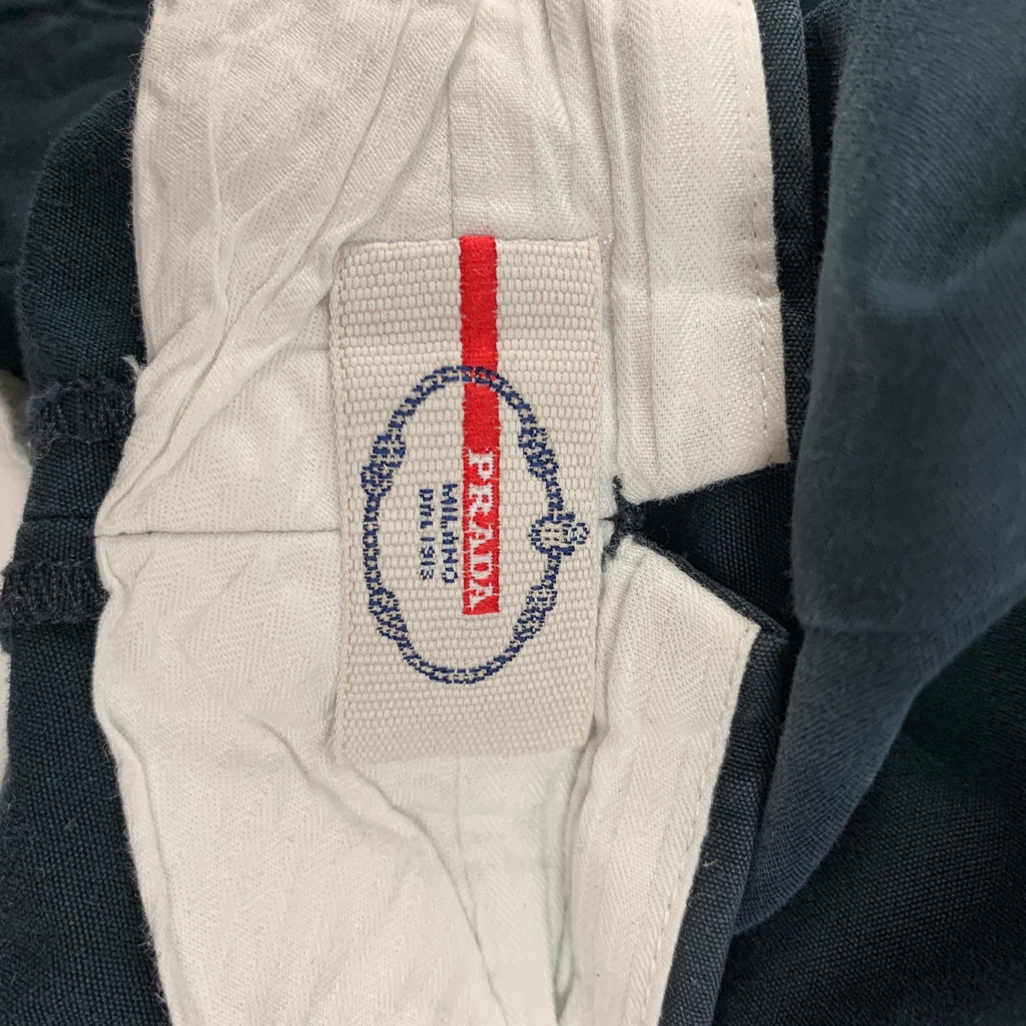 PRADA Größe 38 Navy Baumwolle Zip Fly Shorts im Angebot 1