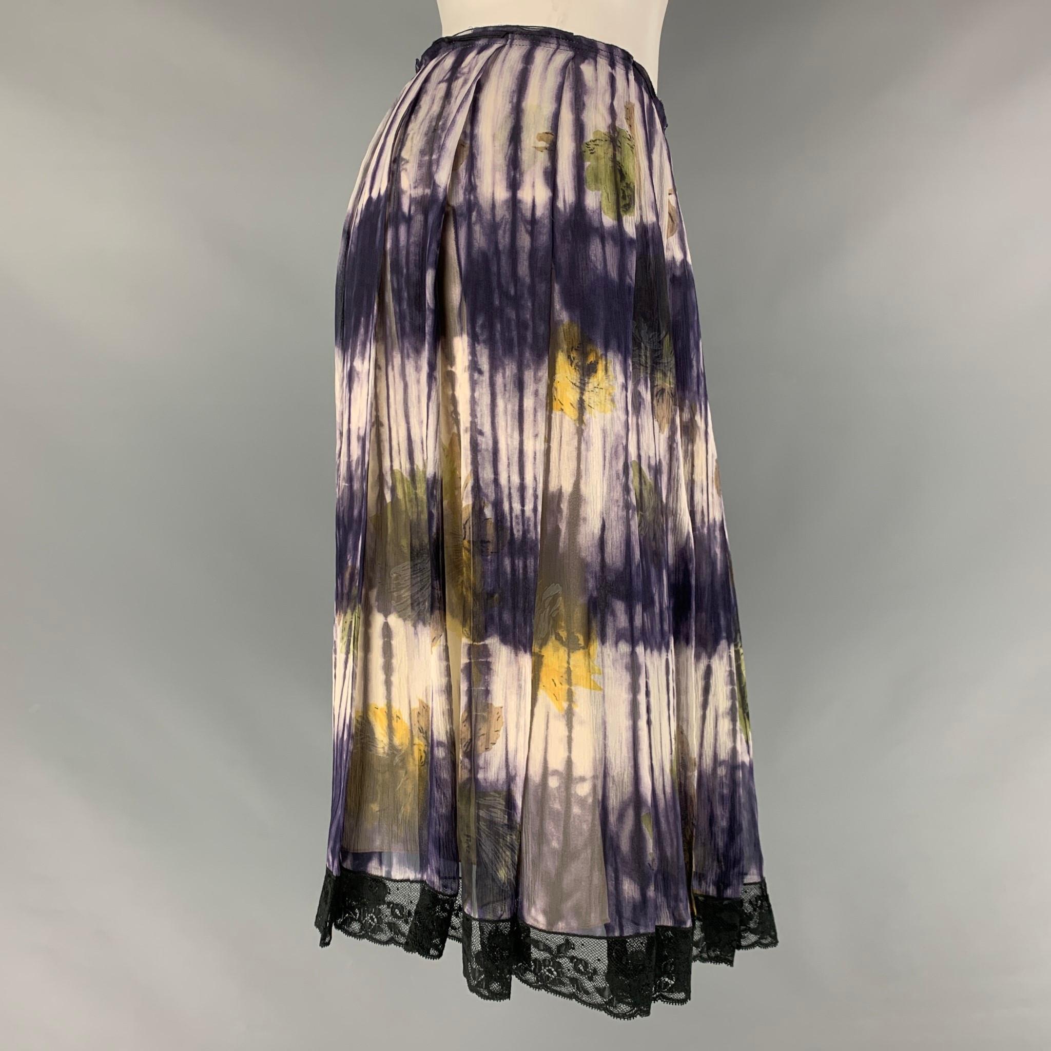PRADA Size 4 Purple & Cream Silk Floral Pleated Skirt In Excellent Condition In San Francisco, CA