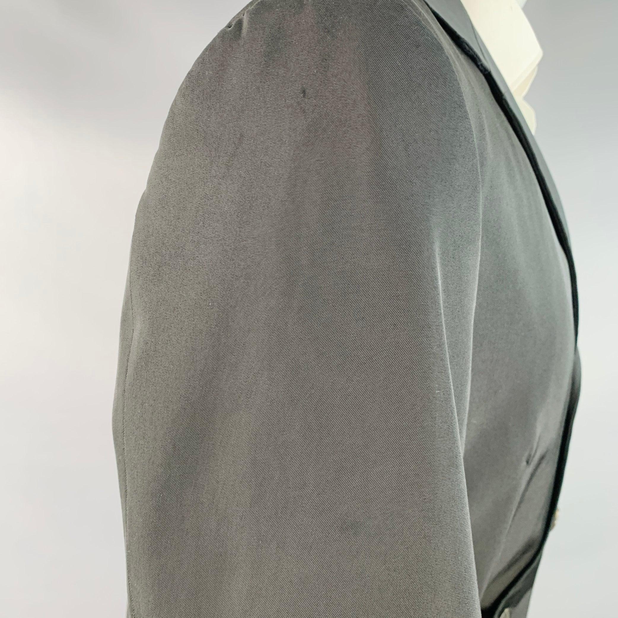 PRADA Taille 40 Regular Noir Polyester Blend Notch Lapel Three Button Sport Coat en vente 3
