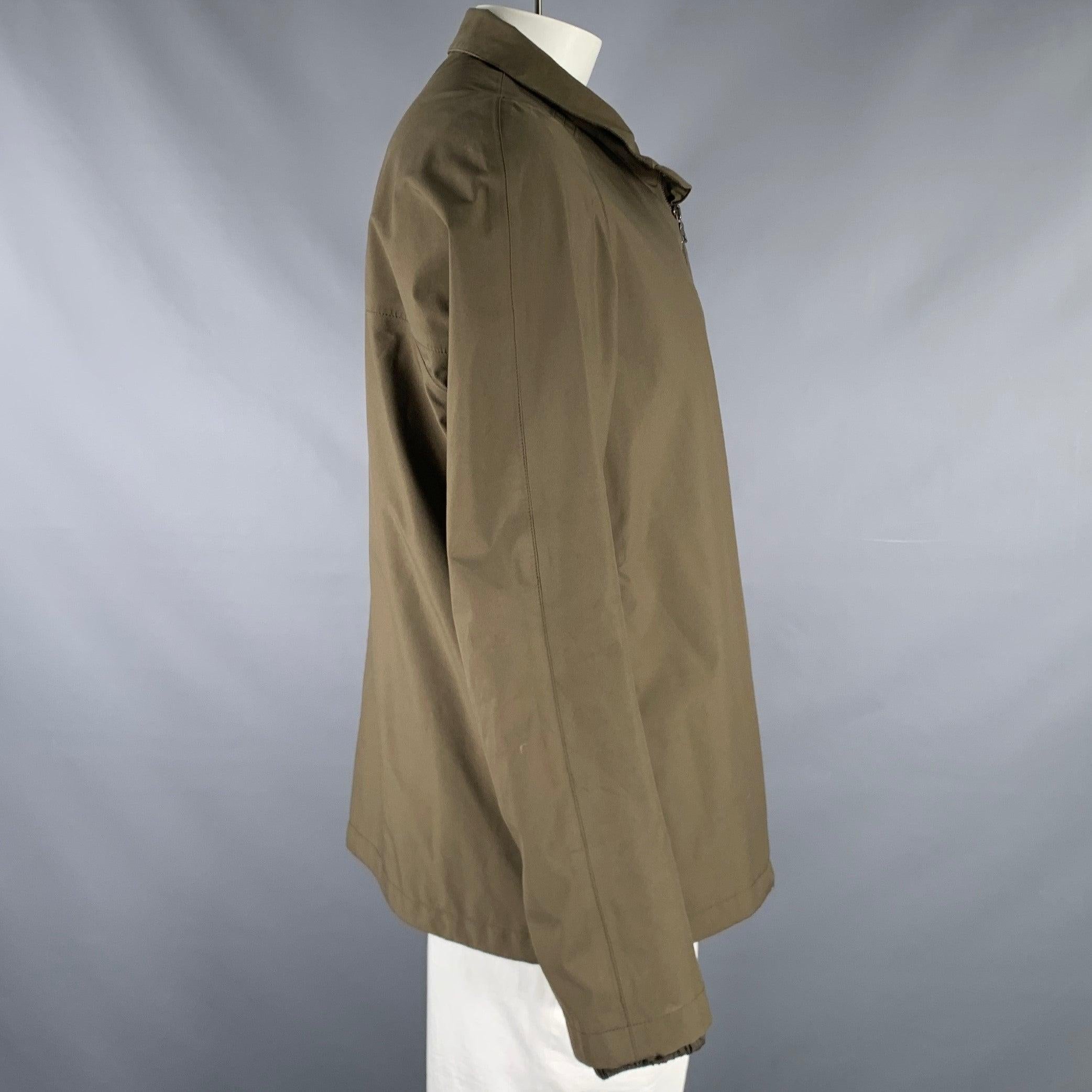 Marron PRADA Veste zippée en nylon et polyester vert olive taille 44 en vente