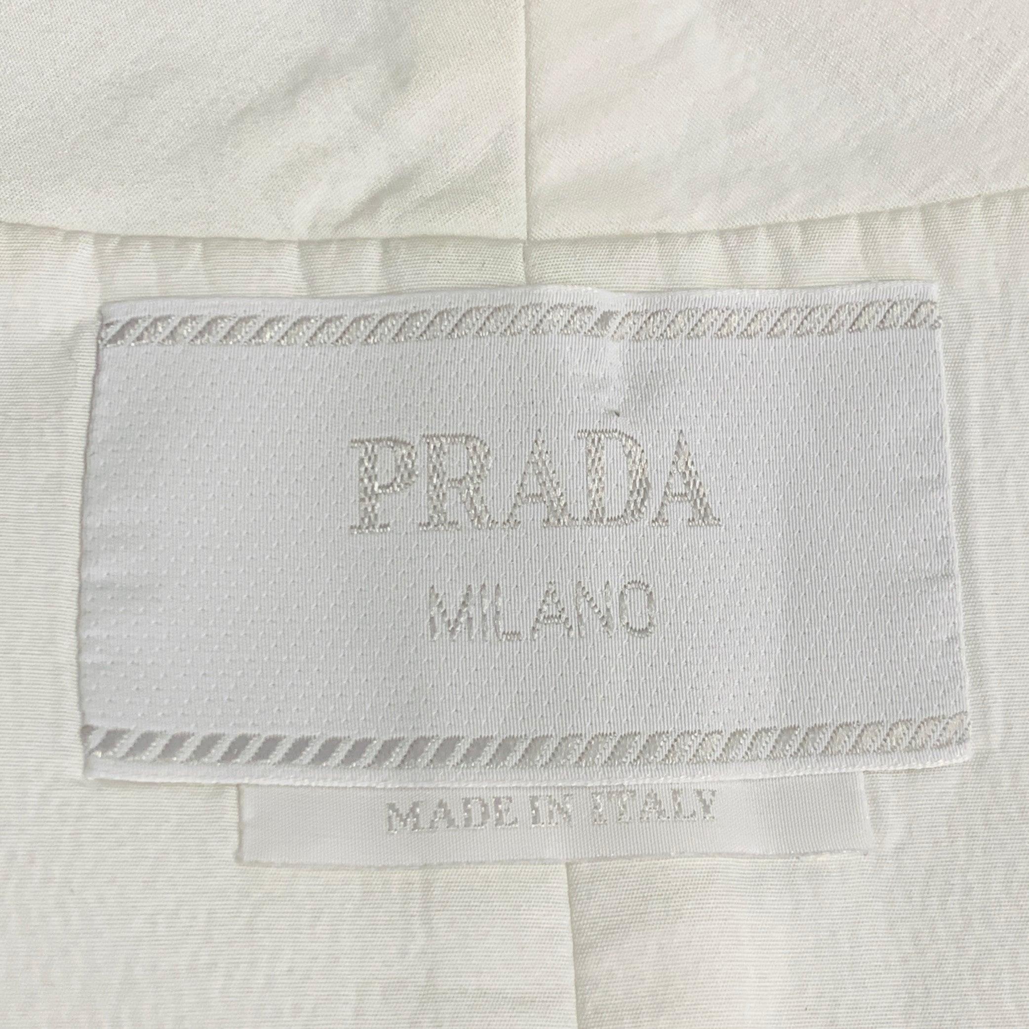 PRADA Size 44 White Cotton Logo Hidden Buttons Vest For Sale 2