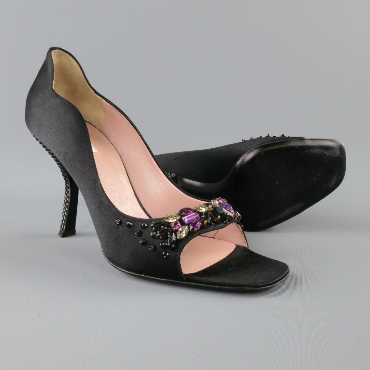 PRADA Größe 6 Schwarz Seide Lila Kristall Peep Toe Curved Stud Heel Pumps im Zustand „Hervorragend“ in San Francisco, CA
