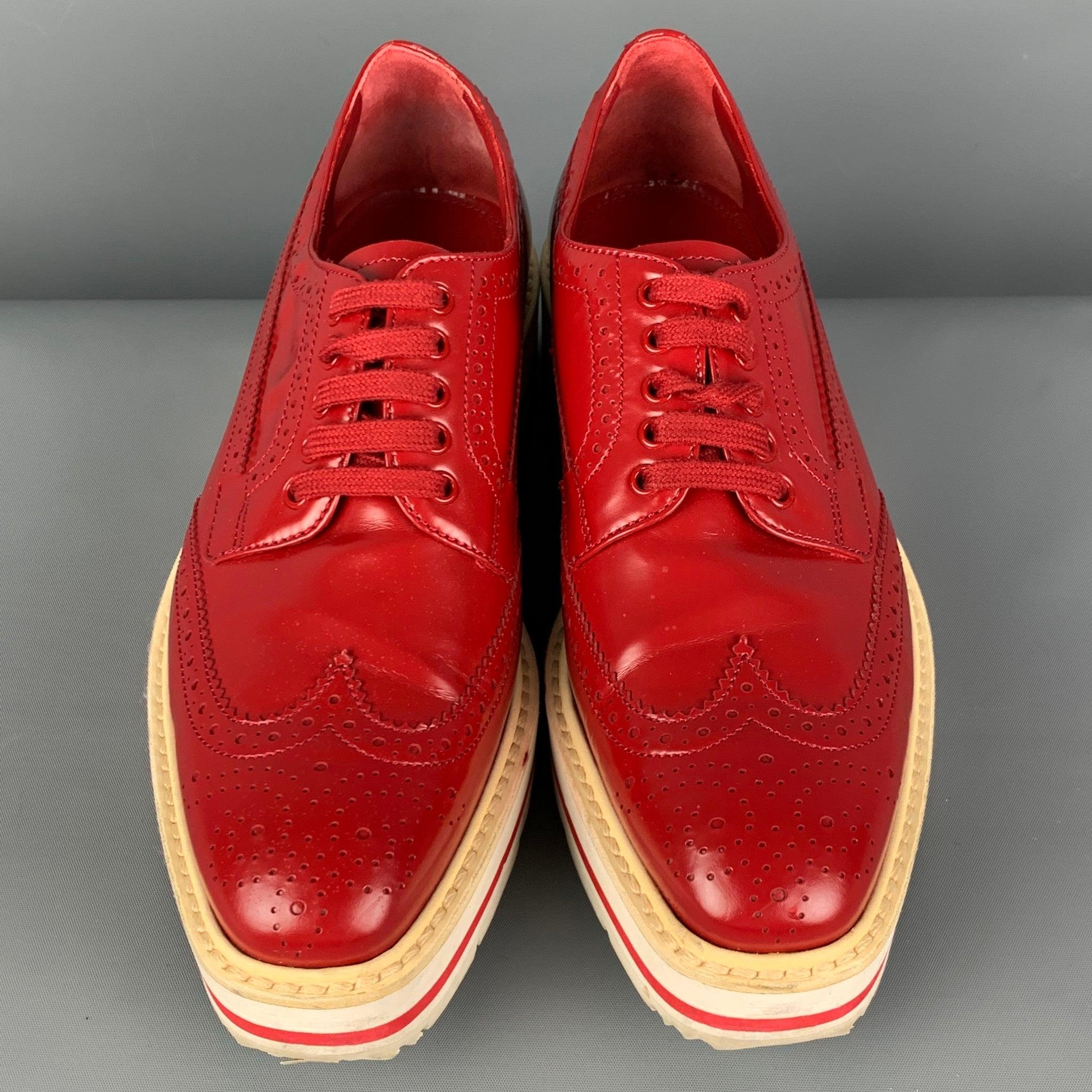 Women's PRADA Size 6 Red White Leather Perforated Wingtip Shoes For Sale