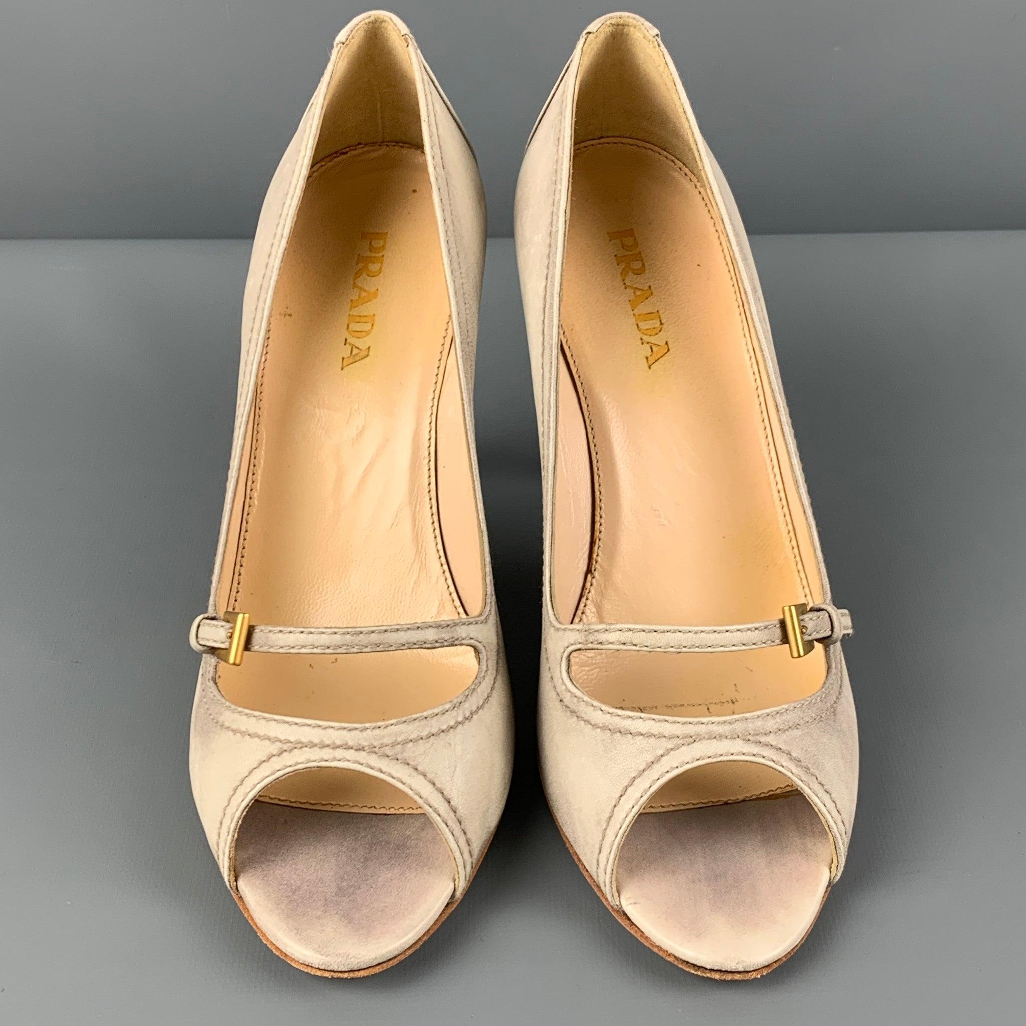 Women's PRADA Size 7 Beige Leather Marbled Peep Toe Pumps For Sale