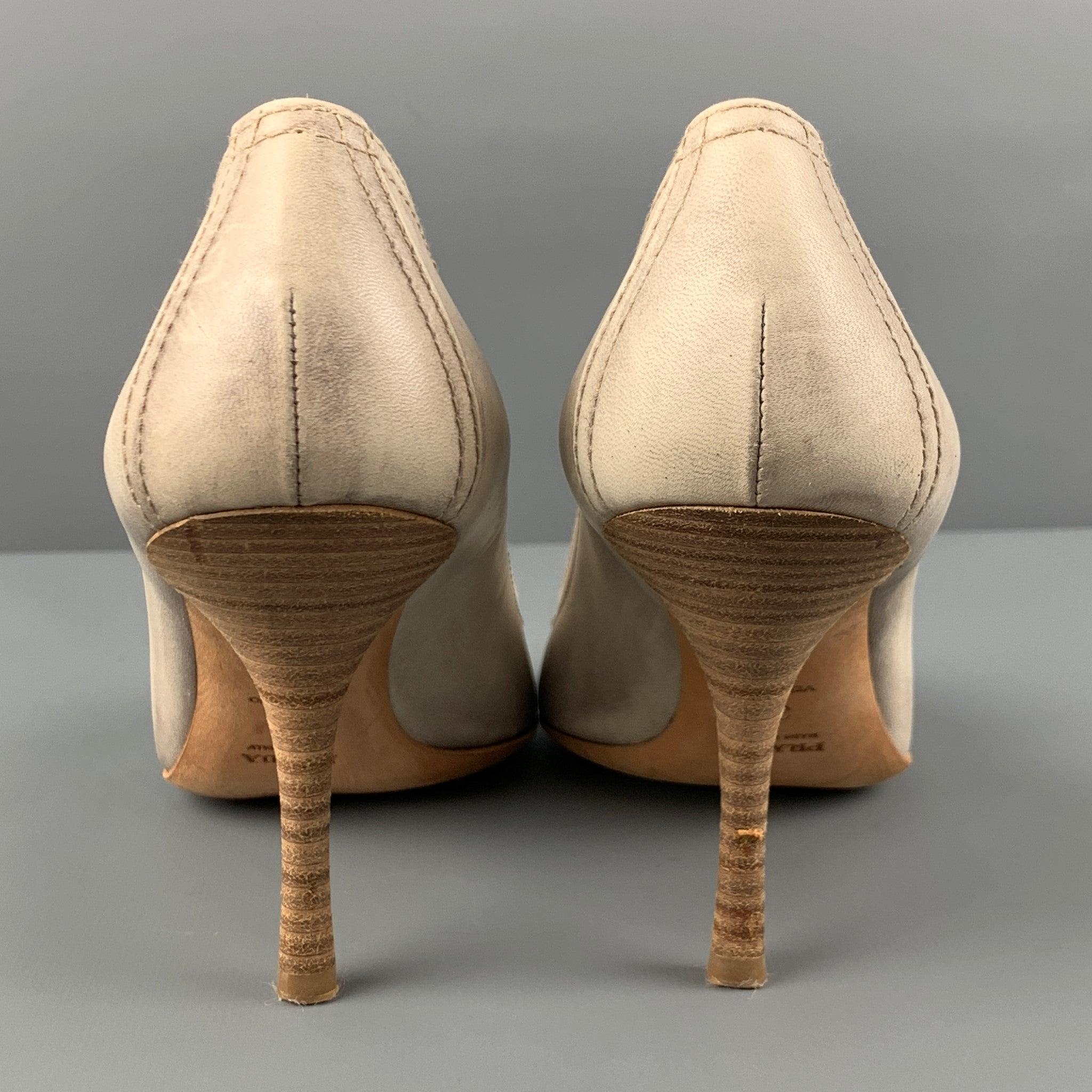 PRADA Size 7 Beige Leather Marbled Peep Toe Pumps For Sale 1