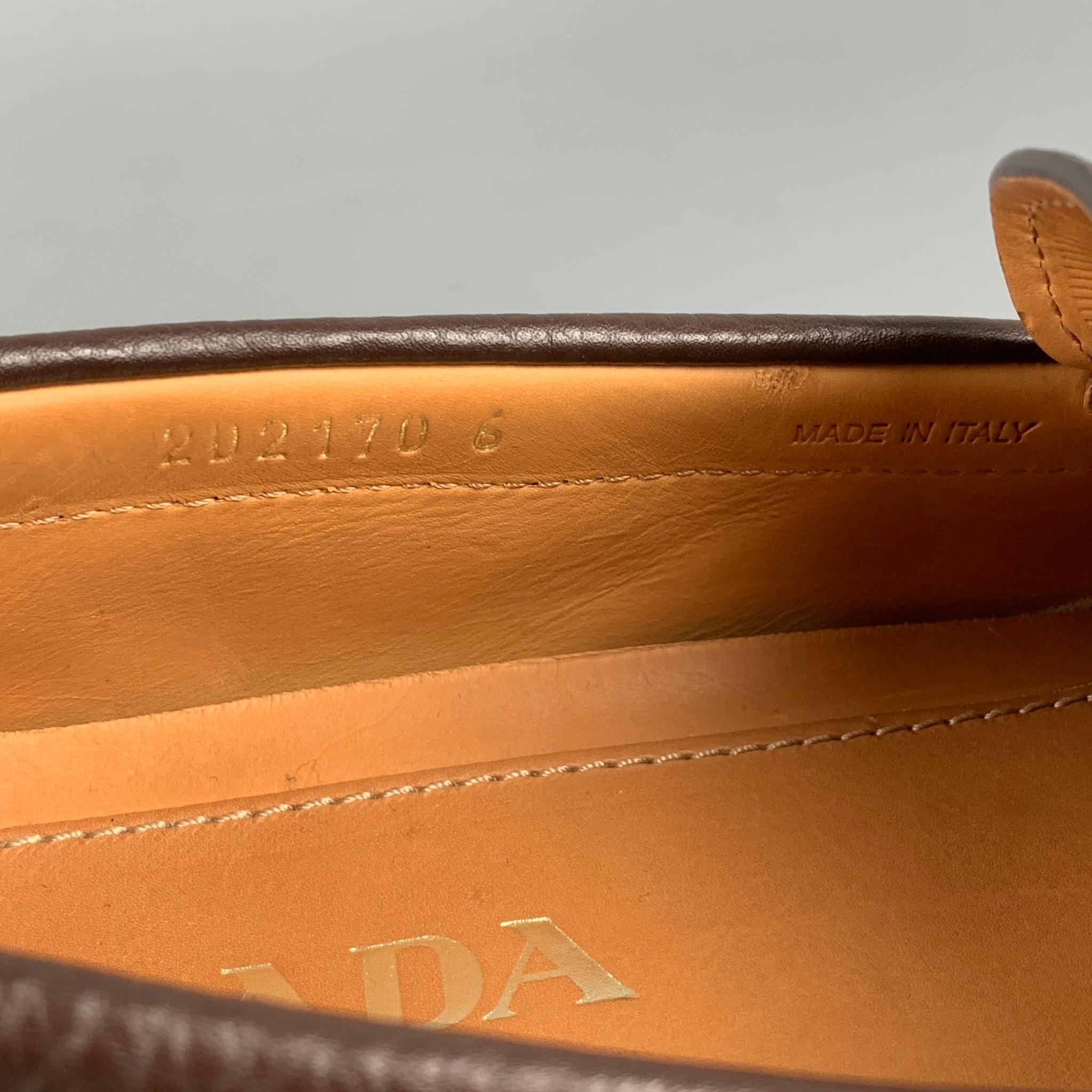 PRADA Size 7 Brown Textured Leather Drivers Loafers In Good Condition In San Francisco, CA
