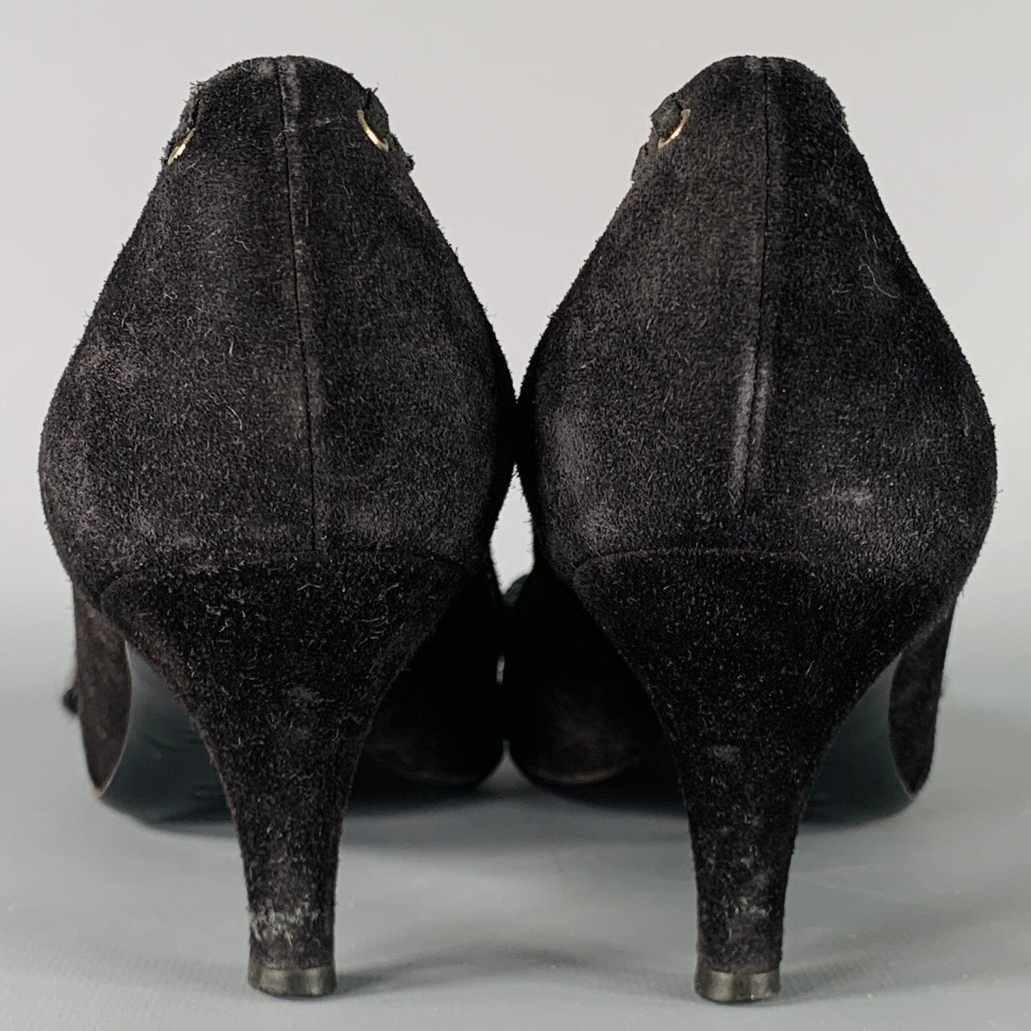 PRADA Size 7.5 Black Suede Beaded Embellishment Heels Pumps In Good Condition For Sale In San Francisco, CA