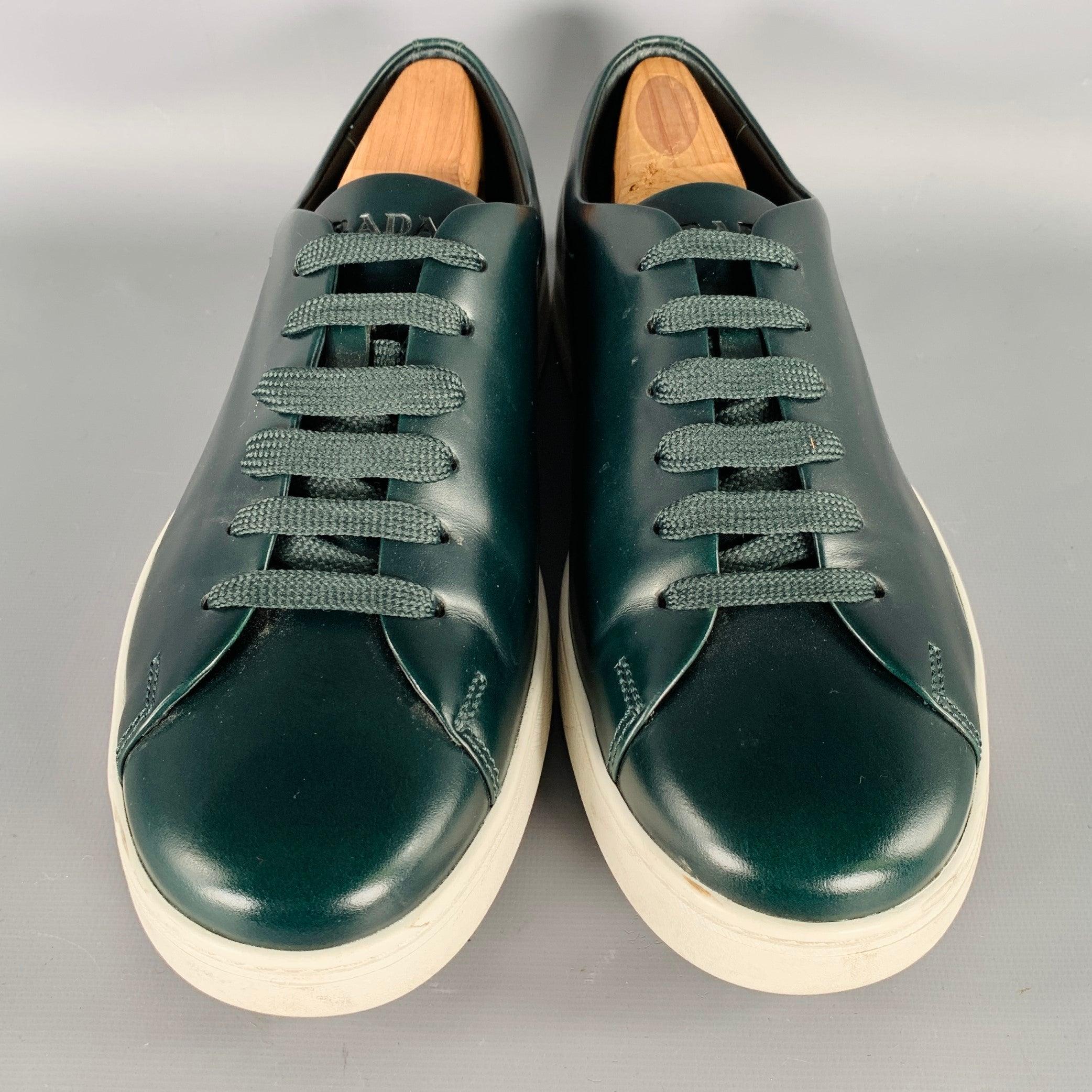 PRADA Size 7.5 Green White Leather Low Top Sneakers Bon état à San Francisco, CA