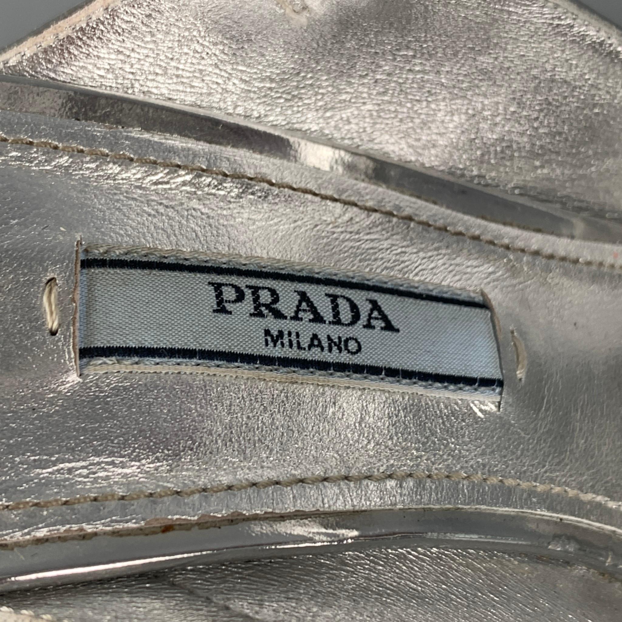 PRADA Size 7.5 Silver Patent Leather Mules Pumps In Good Condition In San Francisco, CA
