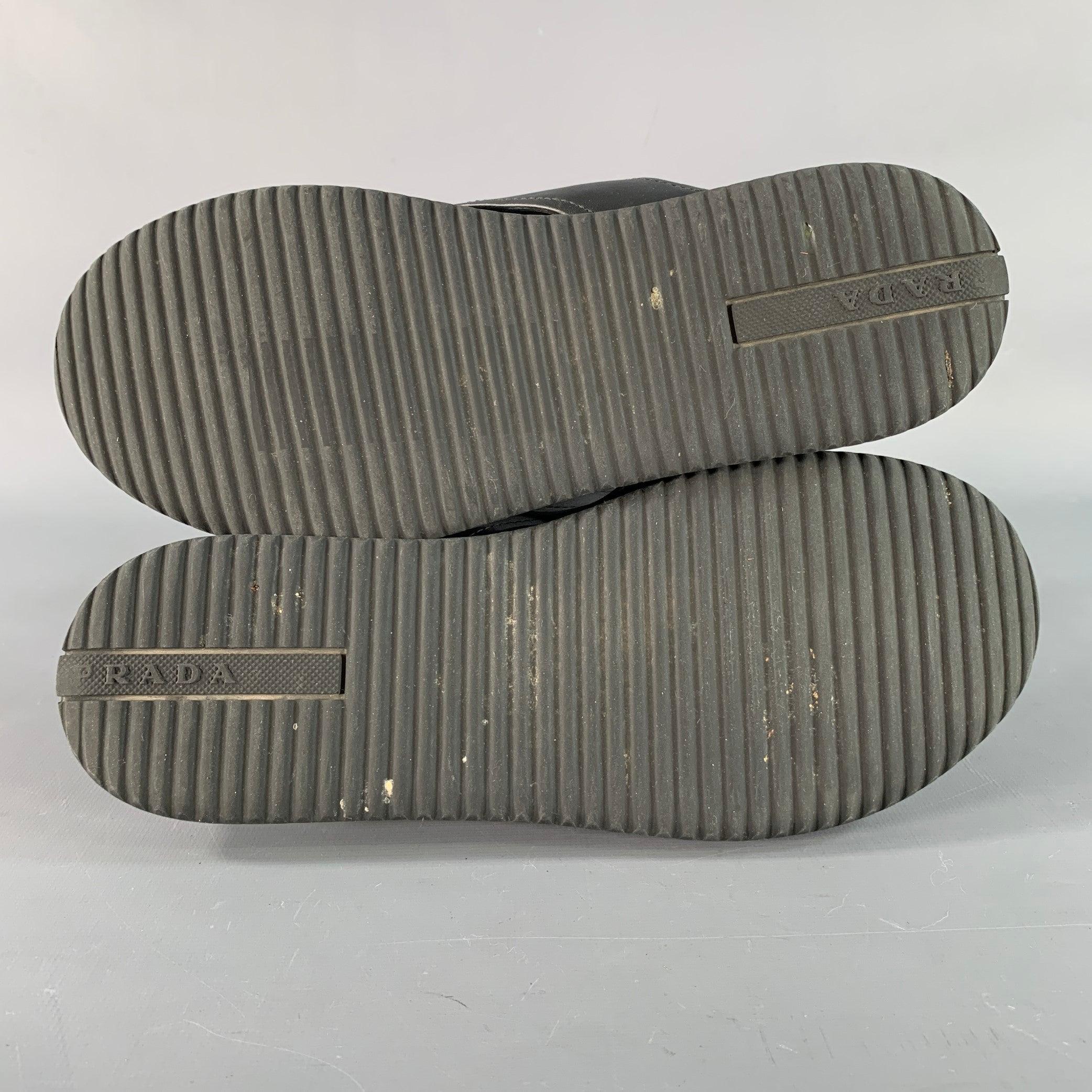 PRADA Size 8 Black Strappy Sandals For Sale 2