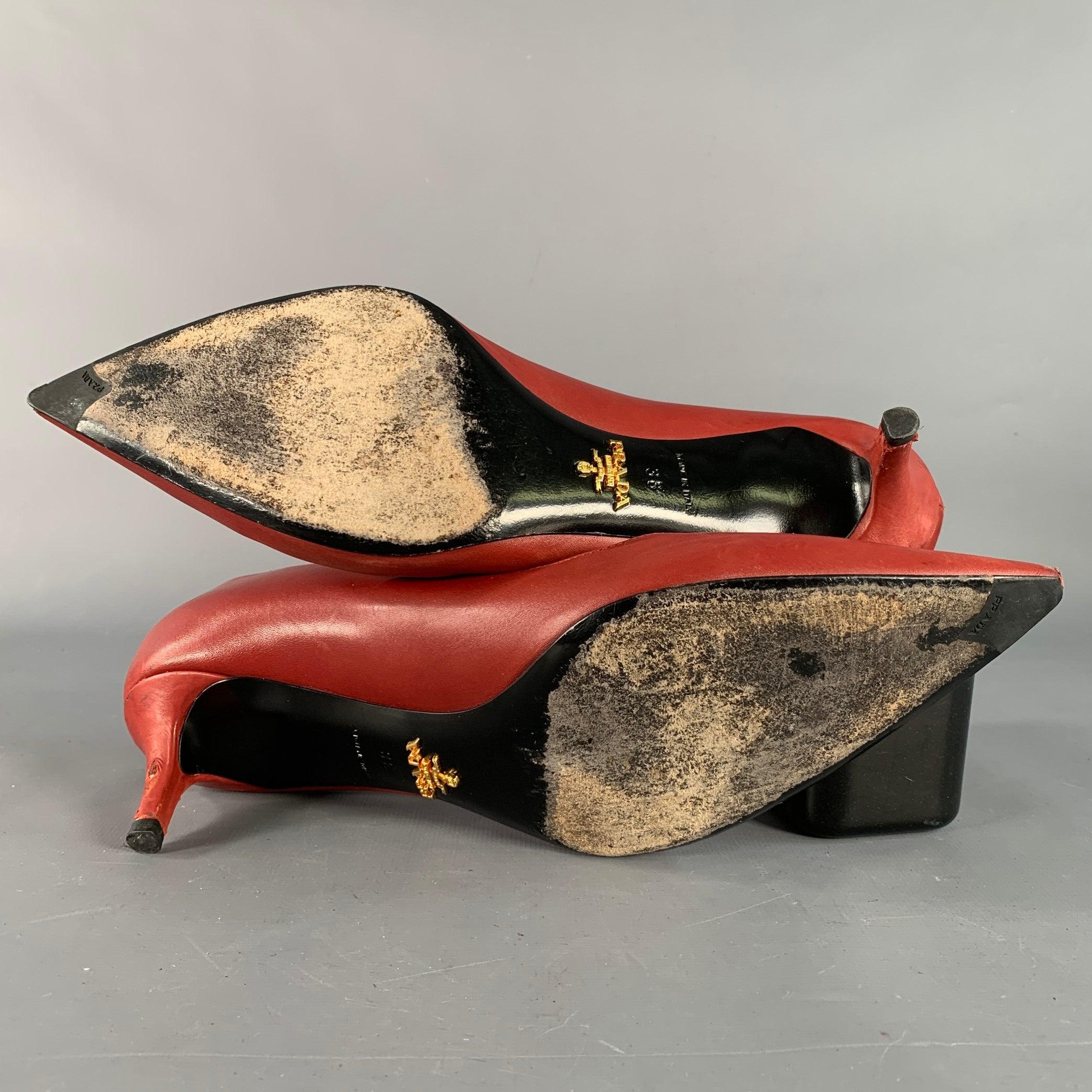 PRADA Size 8 Red Leather Kitten Heel Pointed Toe Pumps For Sale 2
