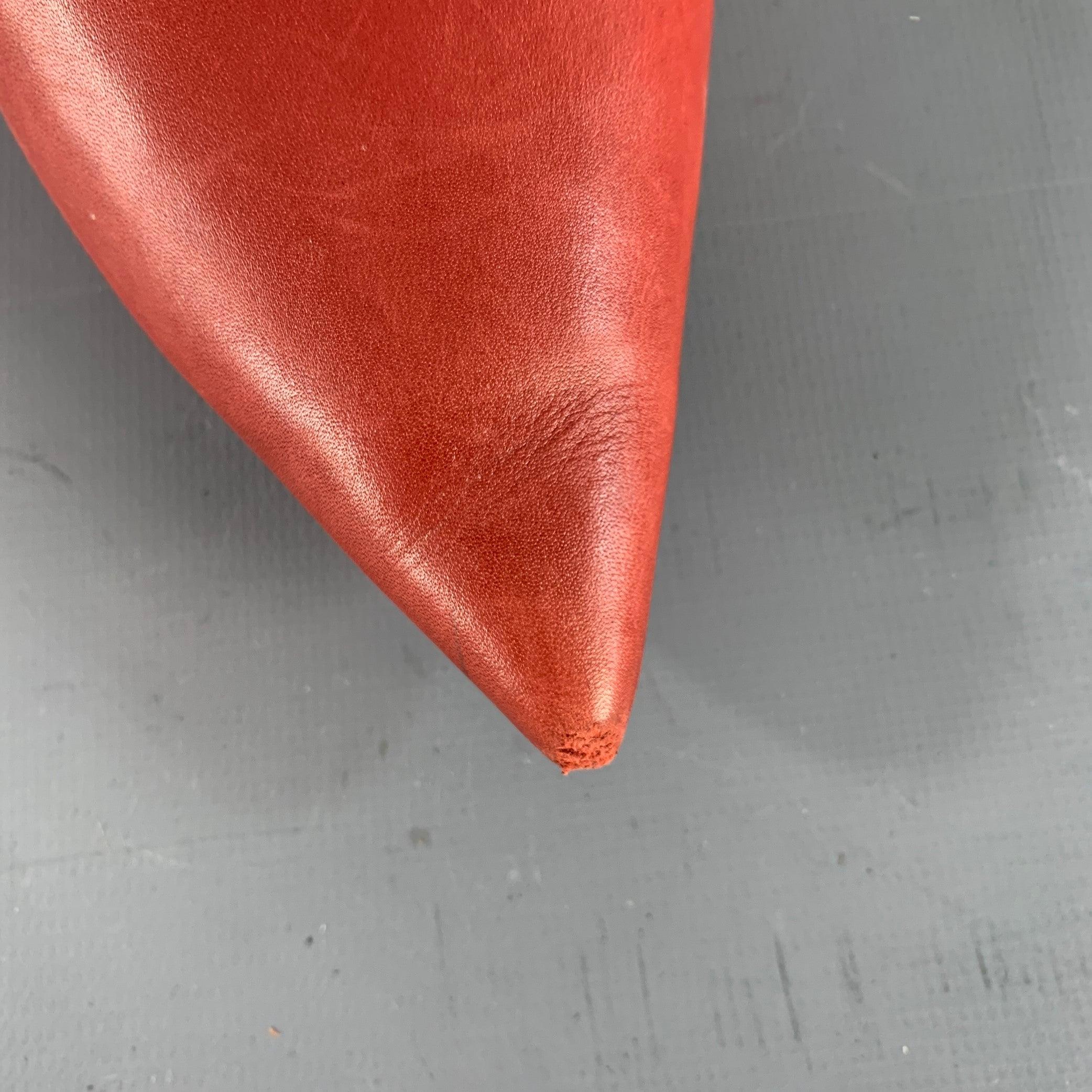 PRADA Size 8 Red Leather Kitten Heel Pointed Toe Pumps For Sale 5