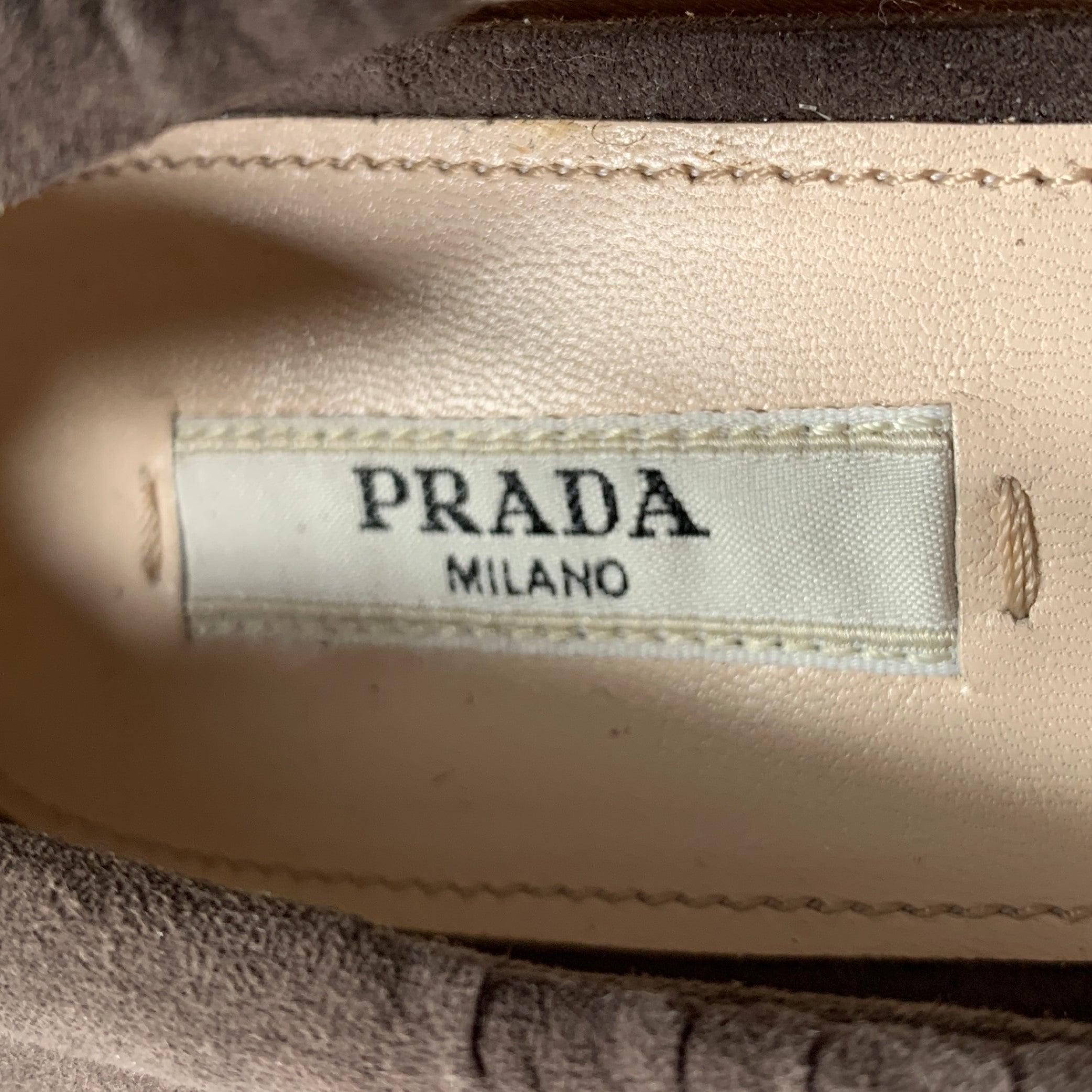 PRADA - Taglia 8,5 - Pumps con tacco increspato grigio - Prada in vendita 2