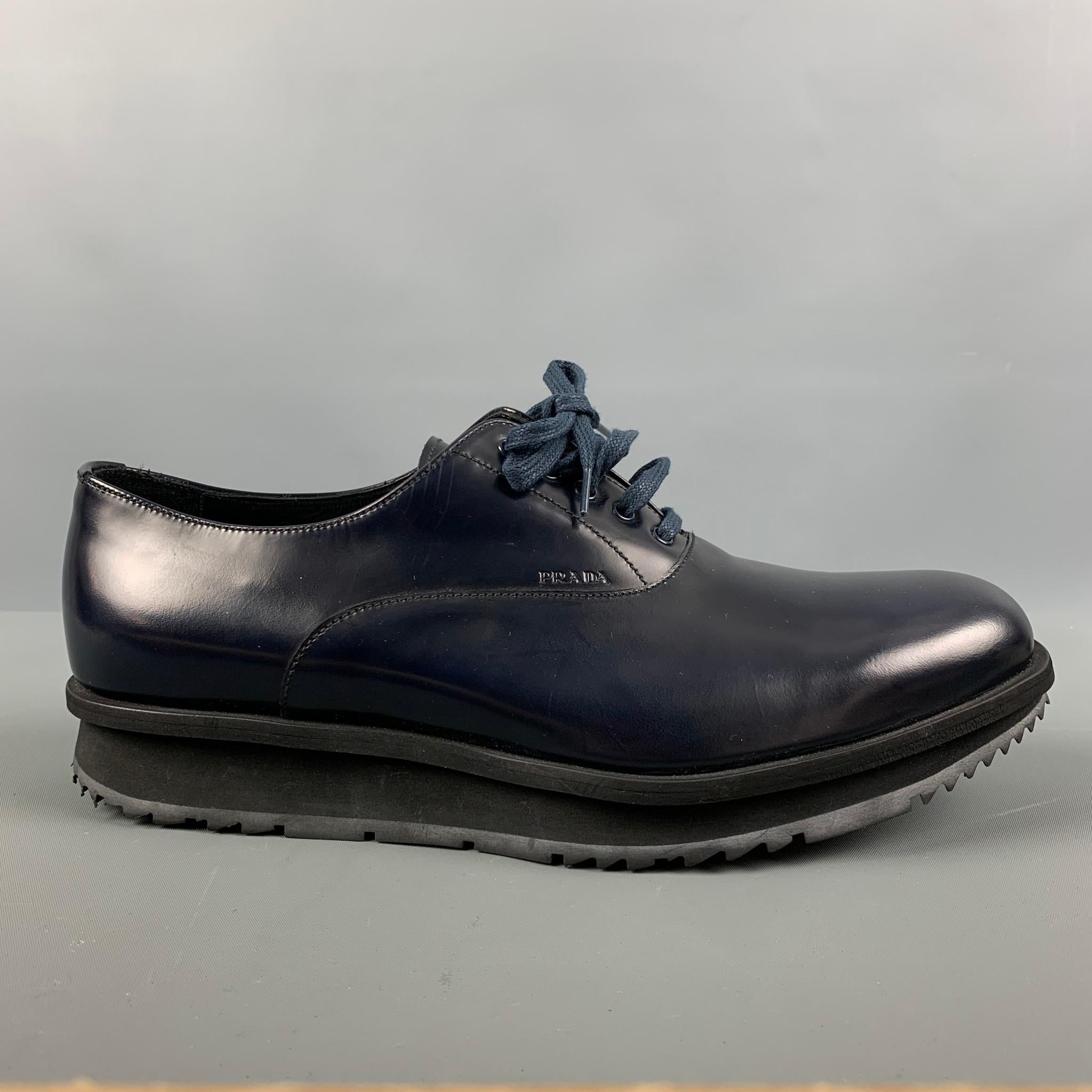 Black PRADA Size 8.5 Navy Leather Lace Up Shoes