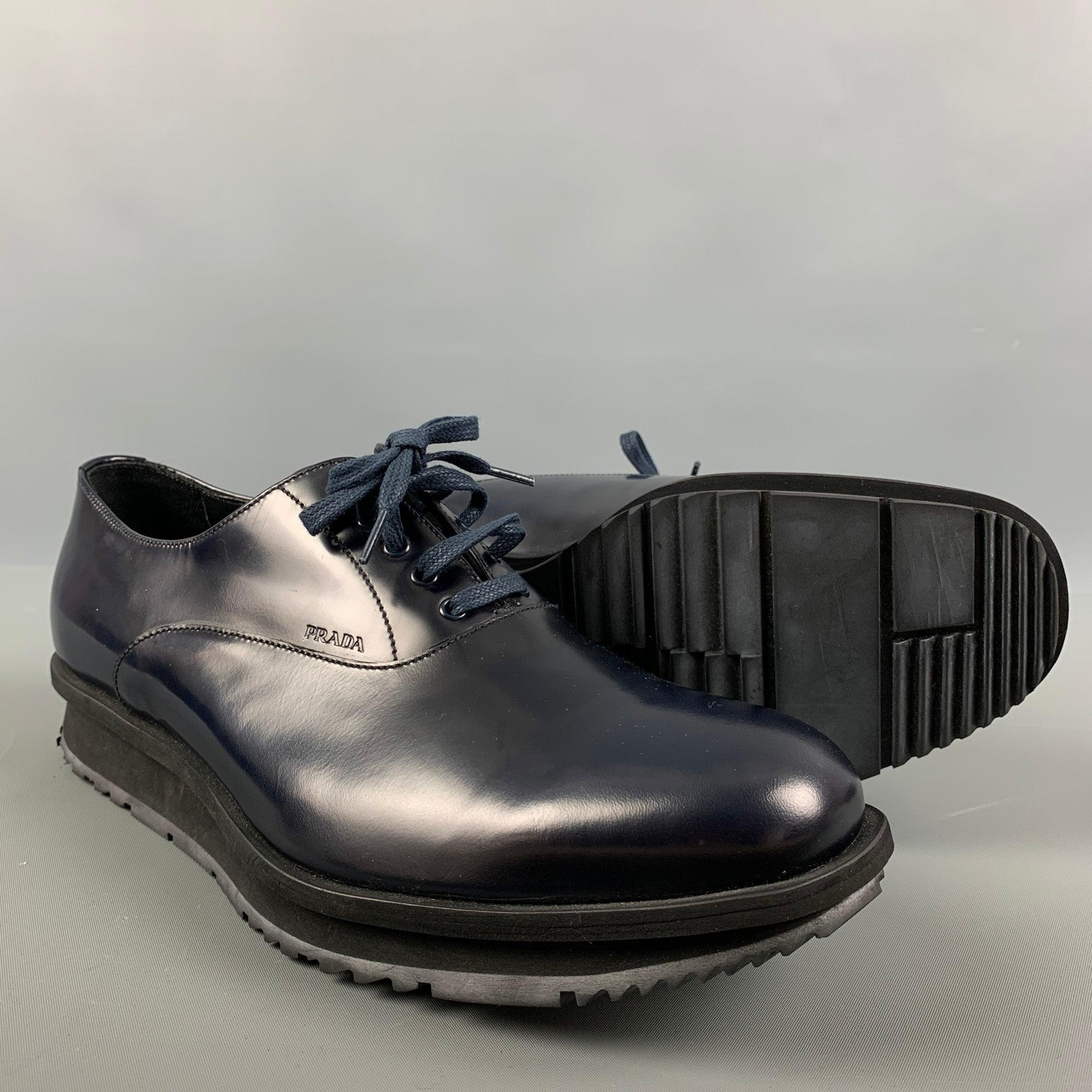 PRADA Size 8.5 Navy Leather Lace Up Shoes For Sale 1