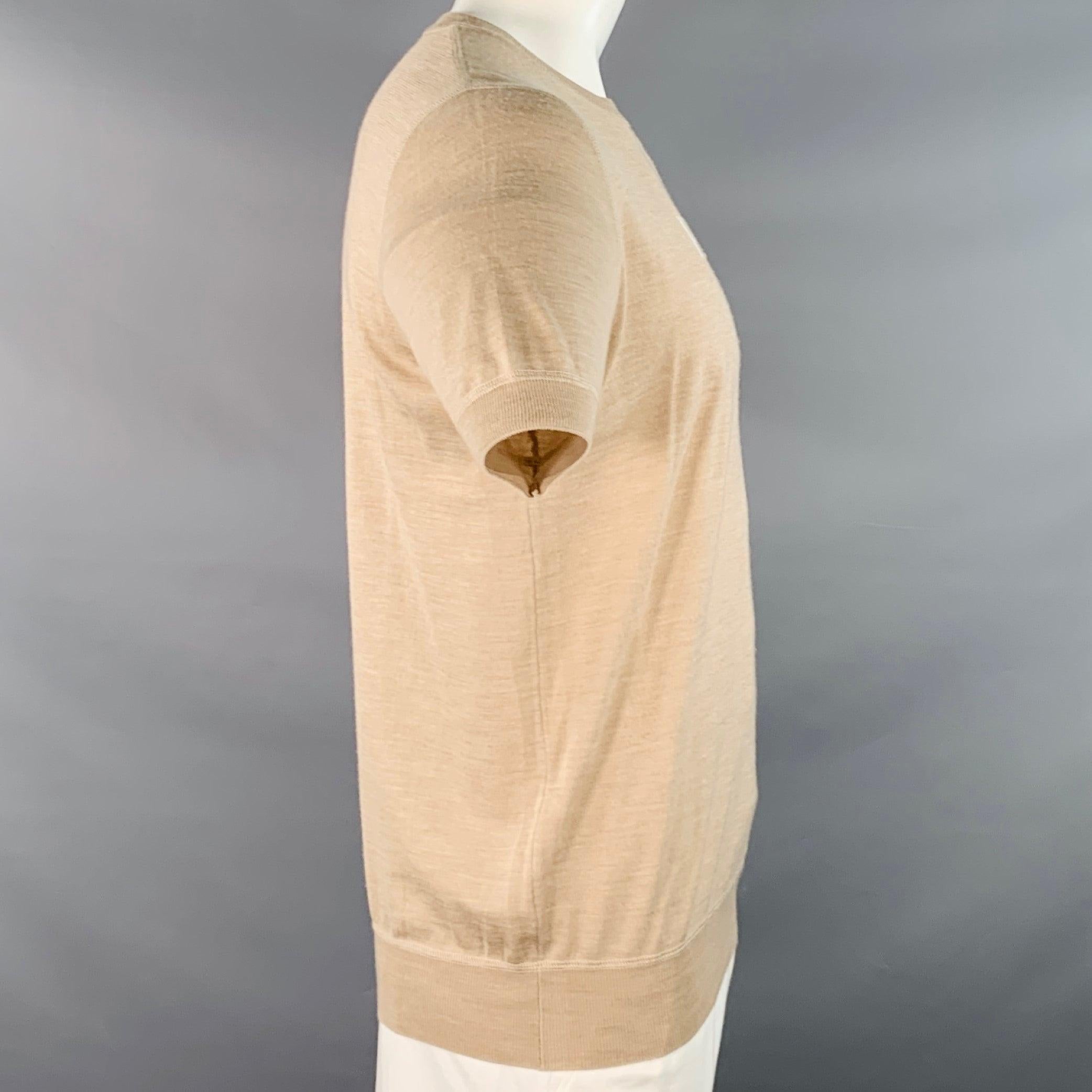 PRADA Größe L Beige Creme Logo Kaschmir Wolle Jersey Kurzarm Rundhalsausschnitt Pullover im Zustand „Gut“ im Angebot in San Francisco, CA