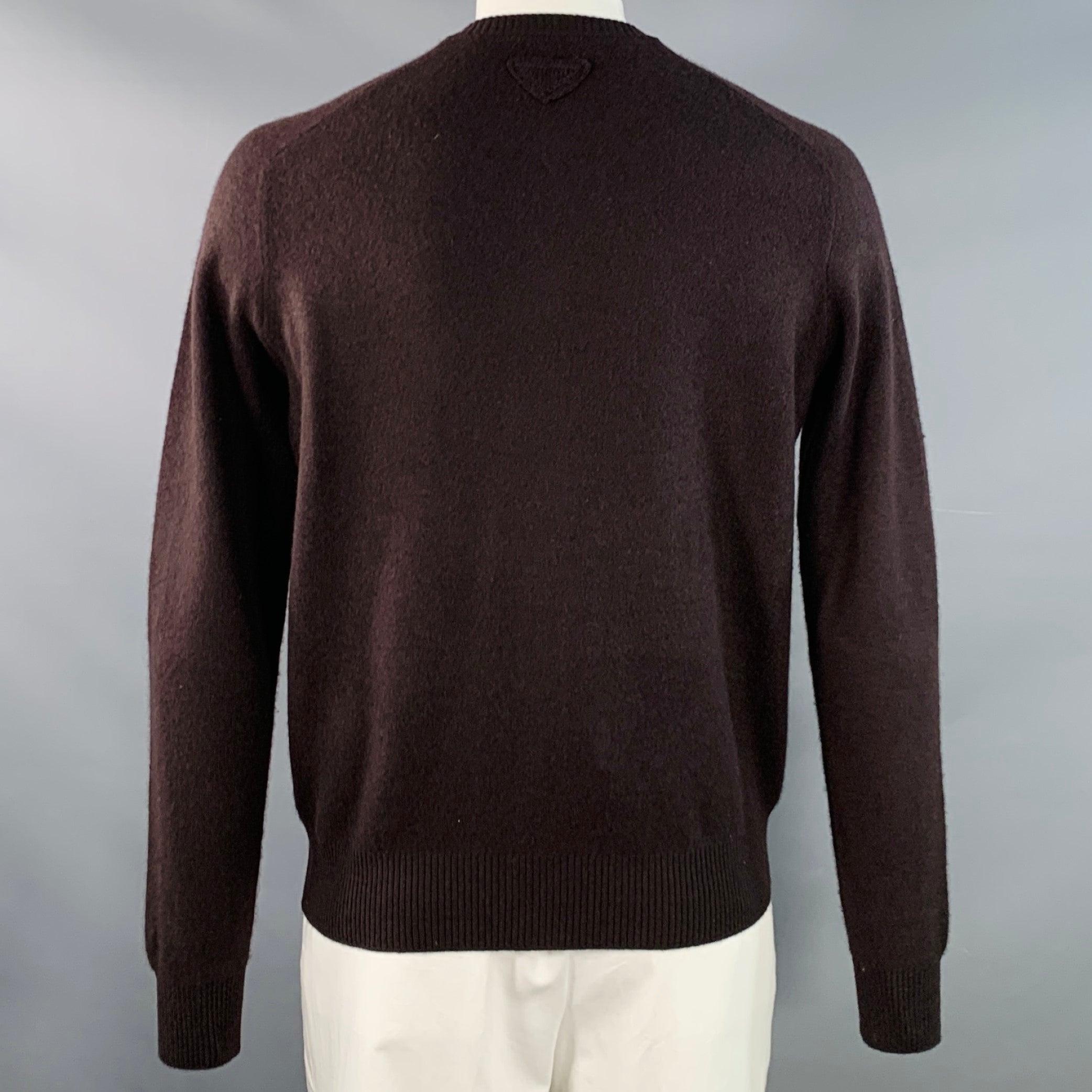 PRADA Talla L Chaqueta de punto marrón de cachemira con cuello redondo Negro en venta