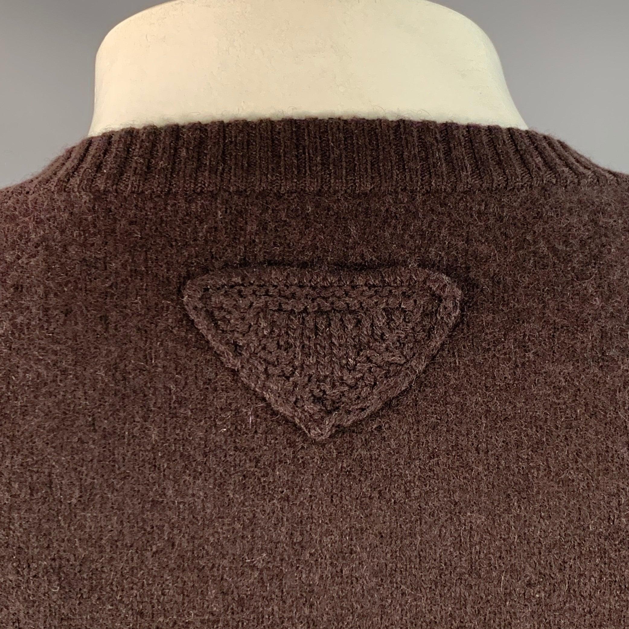 PRADA Talla L Chaqueta de punto marrón de cachemira con cuello redondo en Bueno estado para la venta en San Francisco, CA