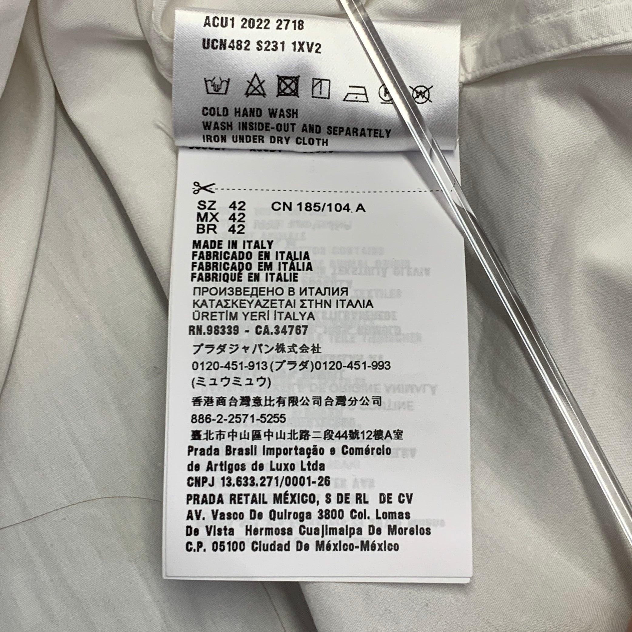 PRADA Taglia L Camicia a maniche lunghe in cotone bianco con bottoni curvi, Up & Up. in vendita 5