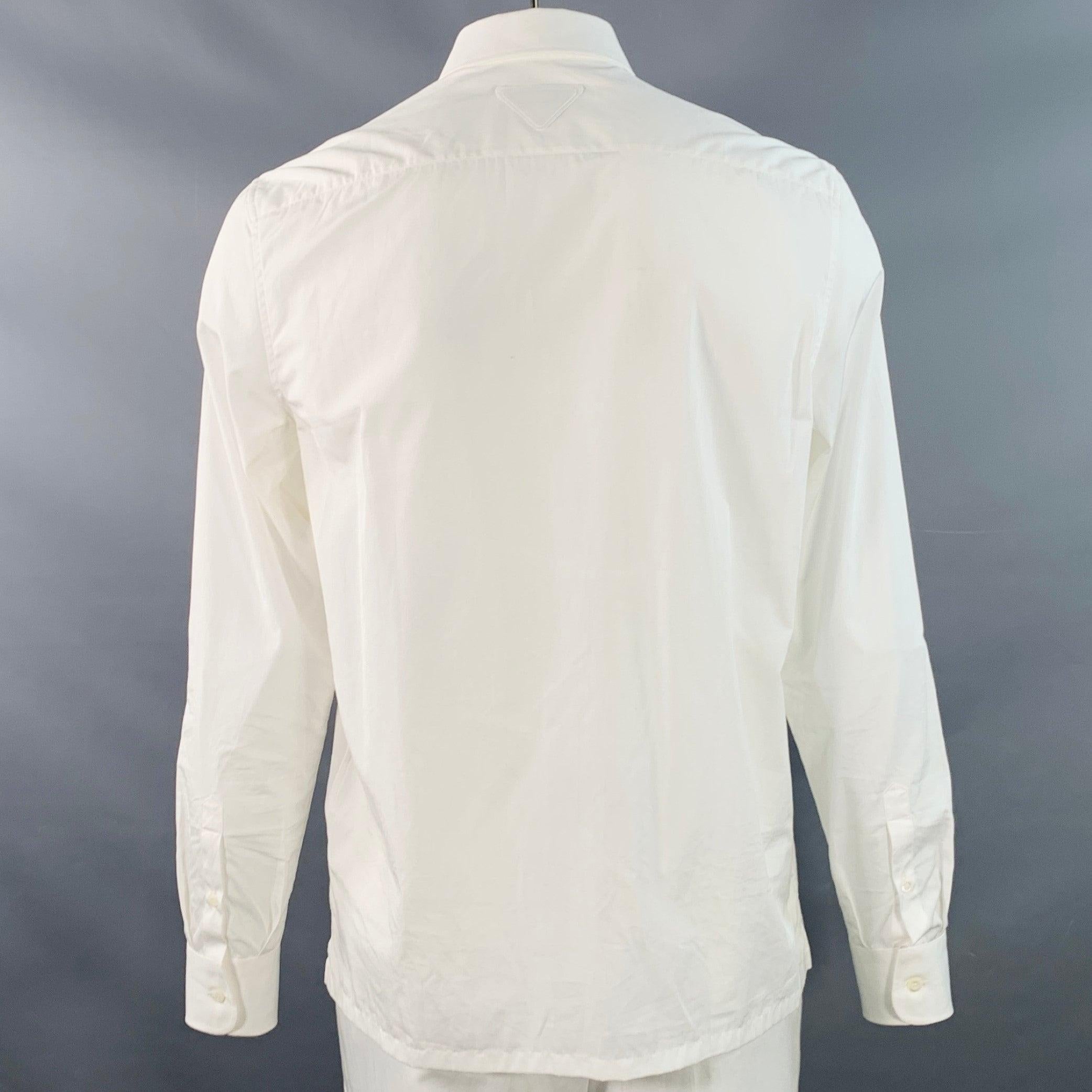 Bianco PRADA Taglia L Camicia a maniche lunghe in cotone bianco con bottoni curvi, Up & Up. in vendita