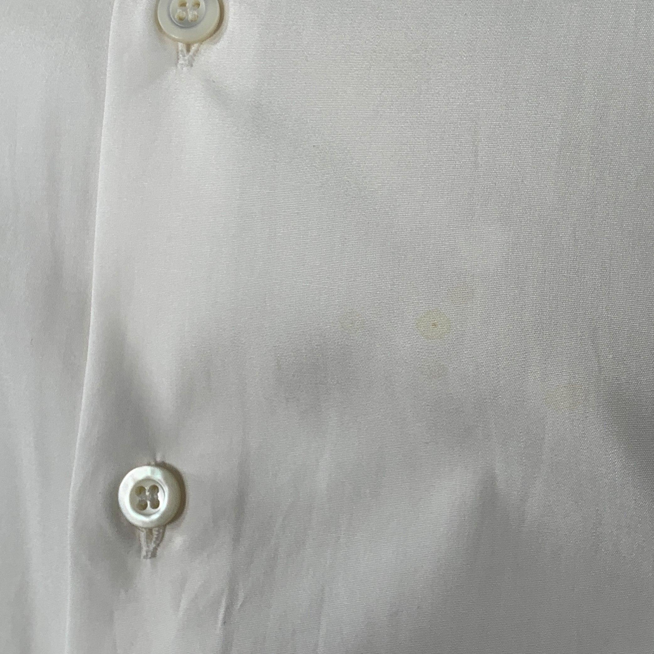Uomo PRADA Taglia L Camicia a maniche lunghe in cotone bianco con bottoni curvi, Up & Up. in vendita