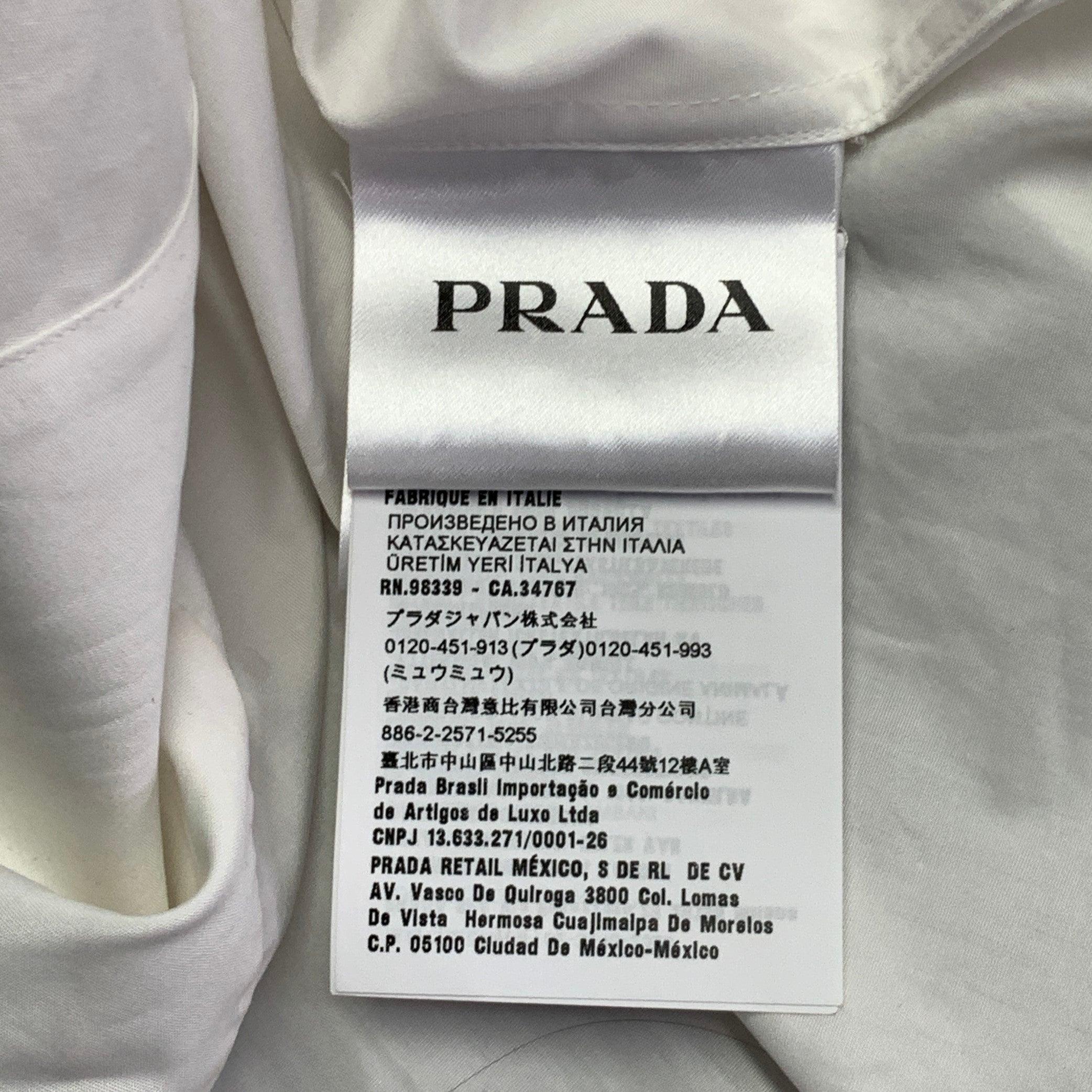 PRADA Taglia L Camicia a maniche lunghe in cotone bianco con bottoni curvi, Up & Up. in vendita 4