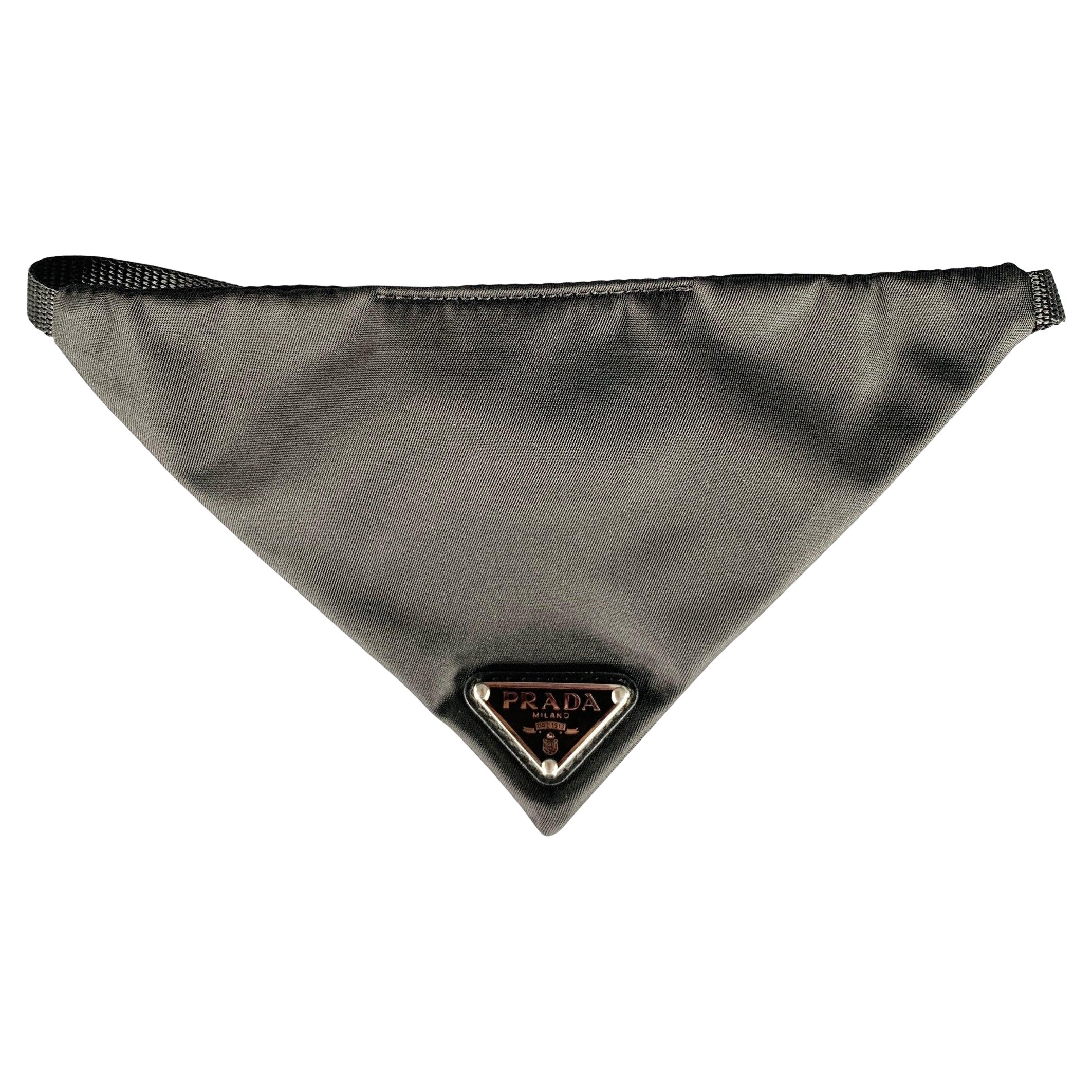 PRADA Taglia M Bandana in nylon nero per animali domestici