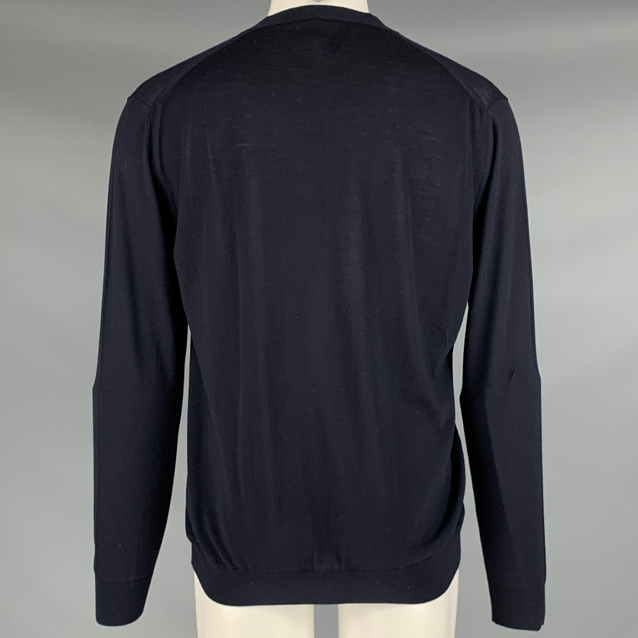 Noir PRADA Taille M Cardigan boutonné en laine tricotée marine en vente