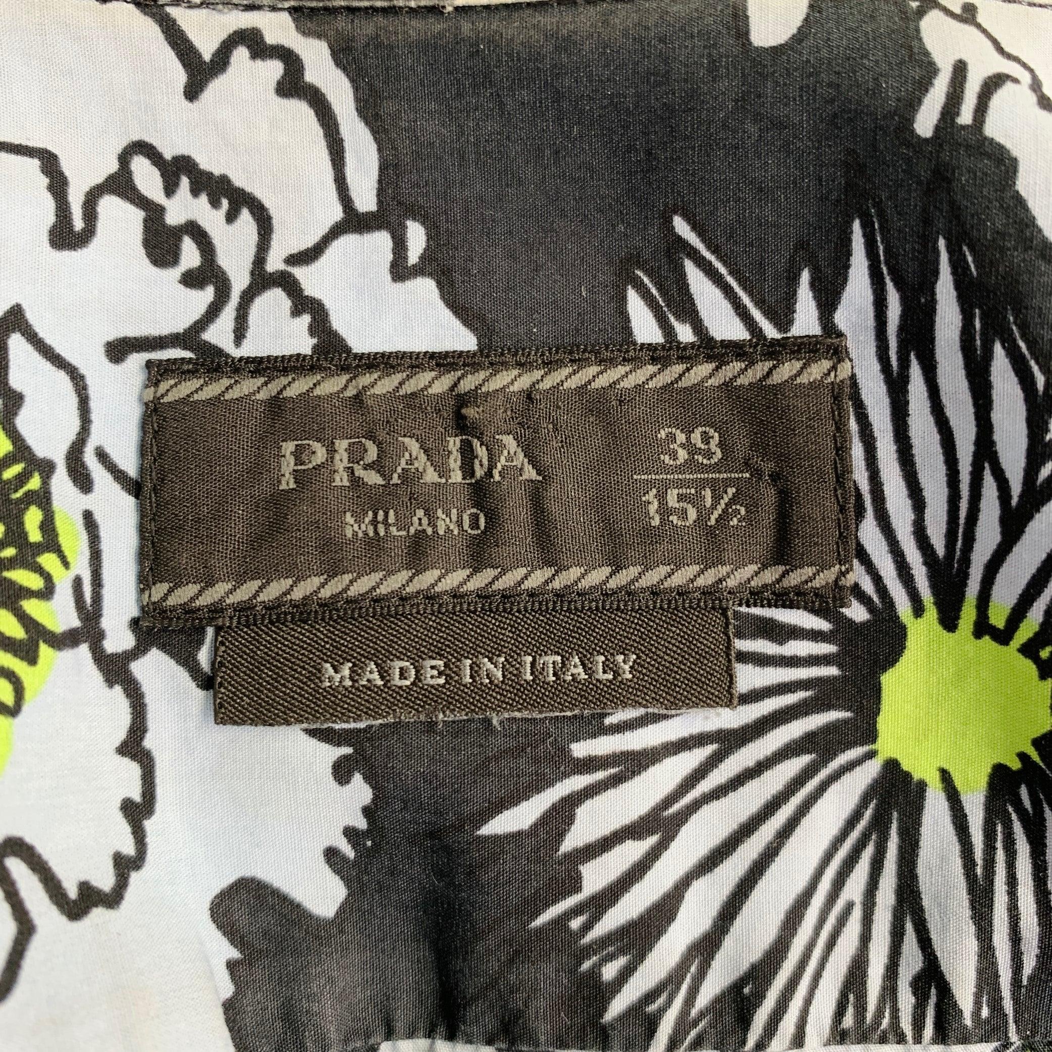 PRADA Size S Black Blue Green Floral Cotton Button Up One Pocket Short Sleeve Shirt Pour hommes en vente