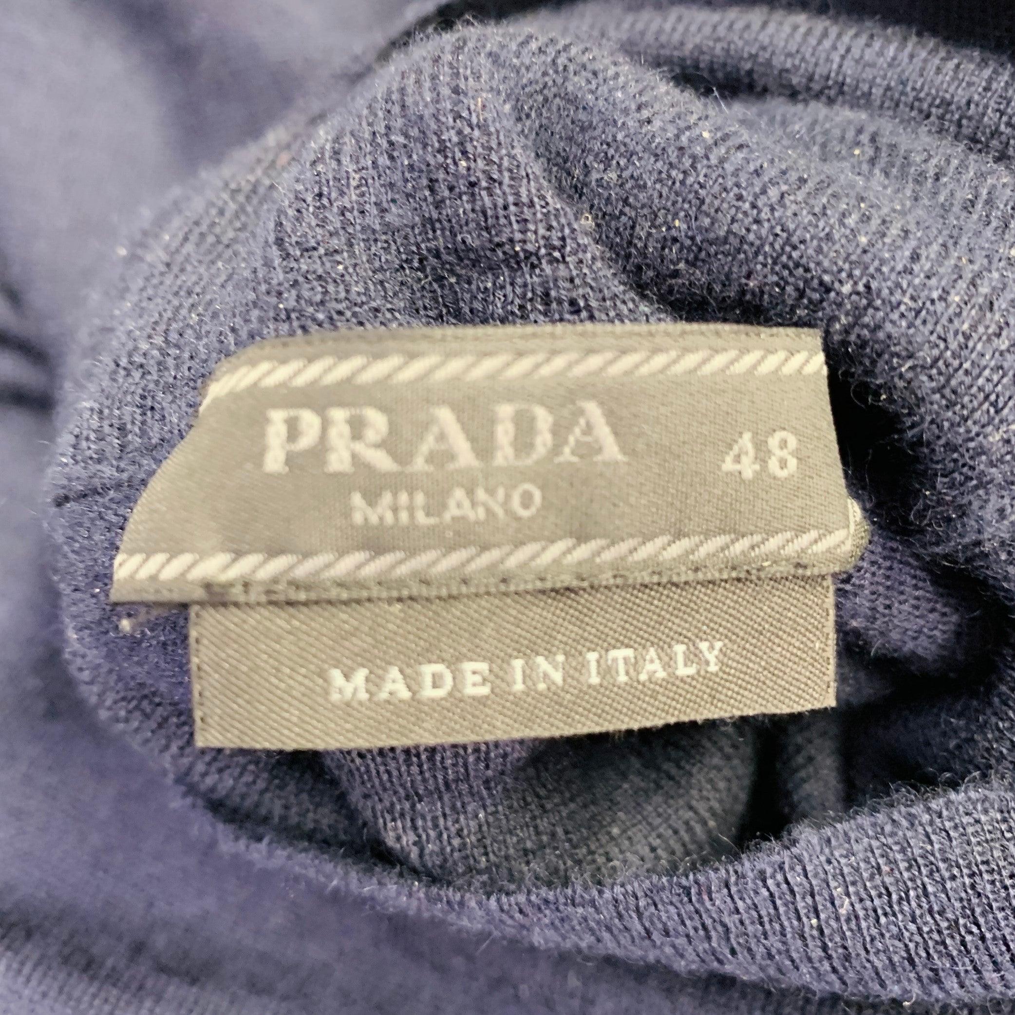 PRADA Size S Navy Knit Cashmere Turtleneck Long Sleeve Pullover Pour hommes en vente