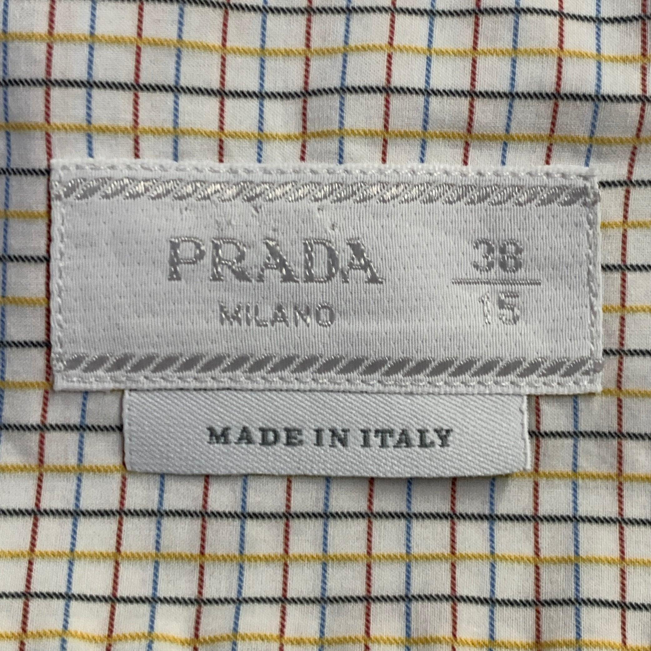 De los hombres PRADA Talla S Camisa de manga larga de algodón a cuadros multicolor blanca con cuello de pico en venta