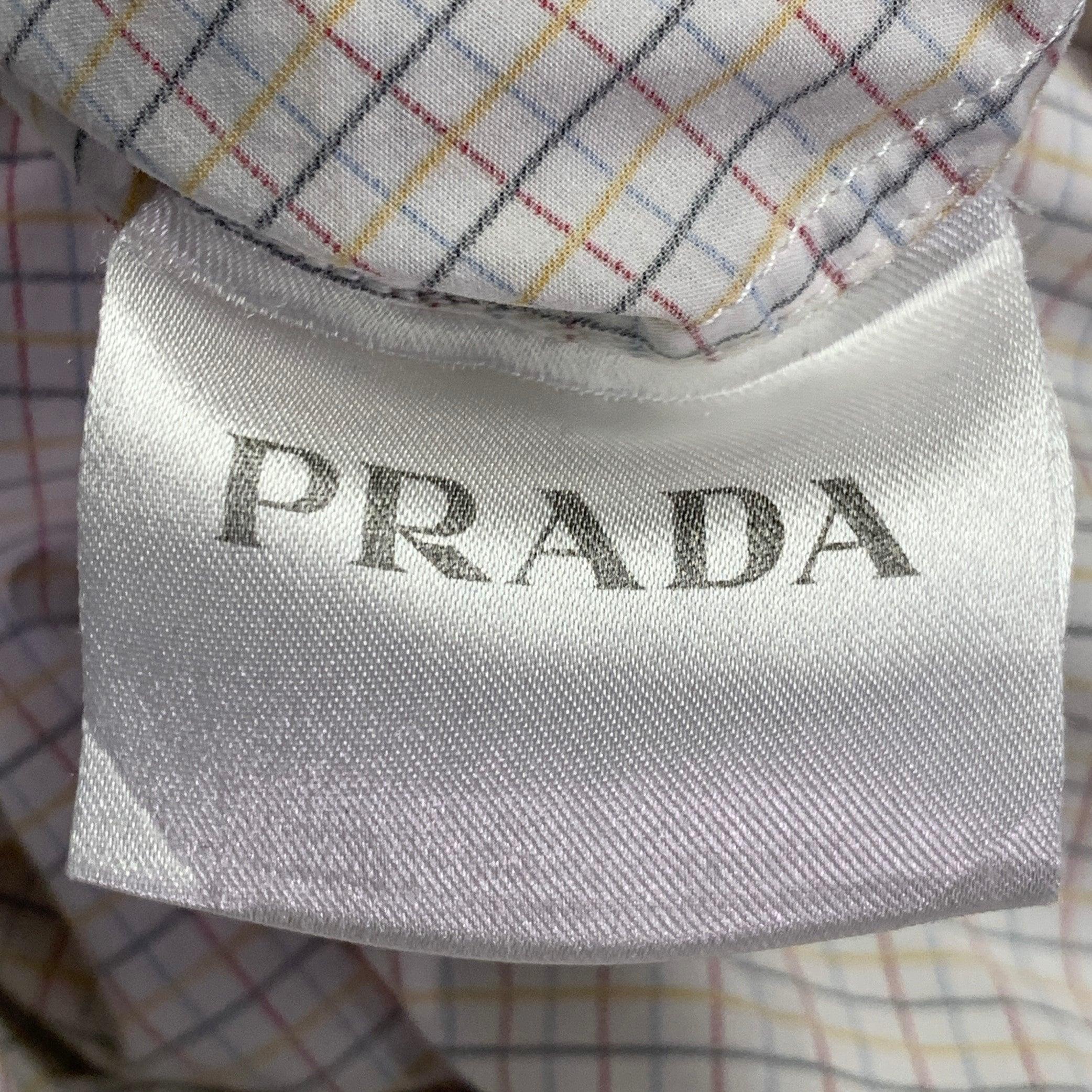 PRADA Talla S Camisa de manga larga de algodón a cuadros multicolor blanca con cuello de pico en venta 1