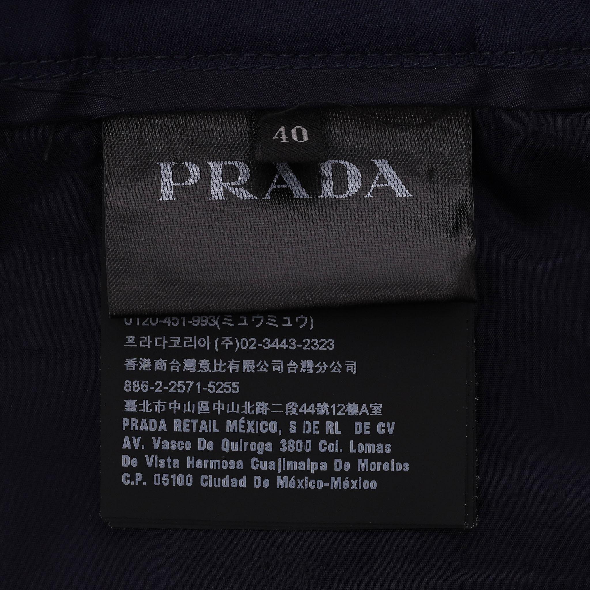 Pantalones de algodón Prada Slim-Fit Cropped en venta 2