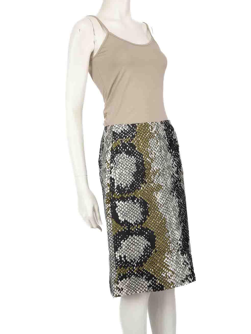 CONDITION is Very good. Hardly any visible wear to skirt is evident on this used Prada designer resale item.
 
 
 
 Details
 
 
 Multicolour -Green/Black
 
 Wool
 
 Pencil skirt
 
 Knee length
 
 Snakeskin print pattern
 
 Side zip closure with hook