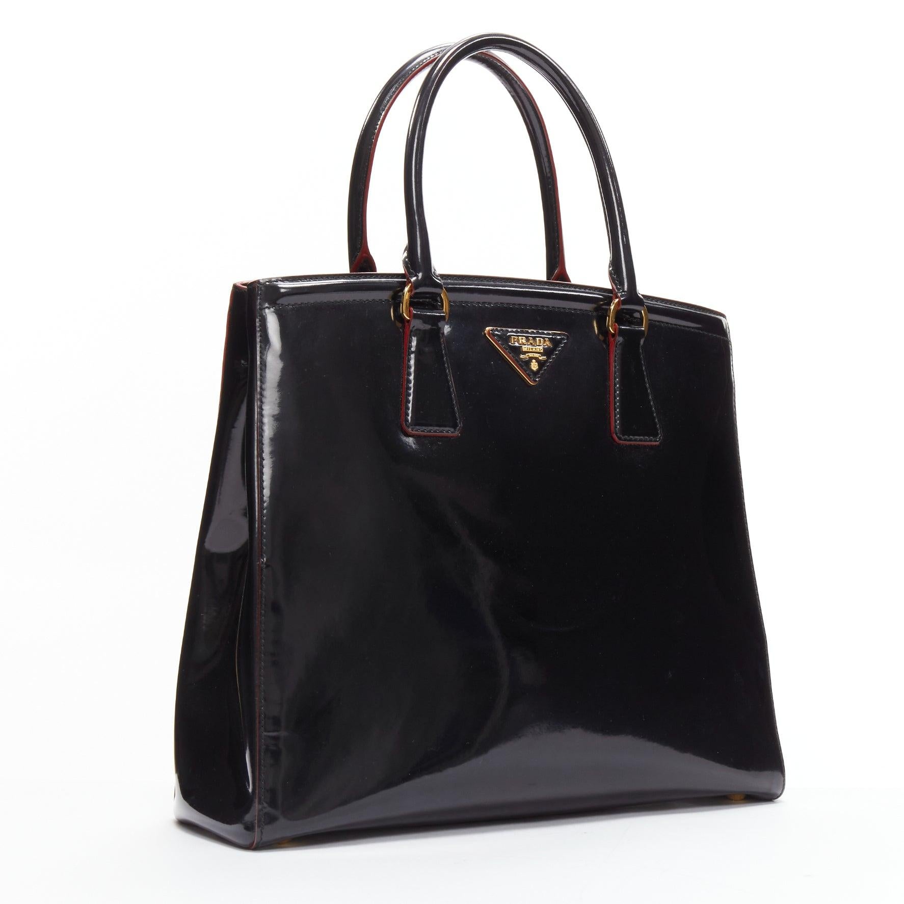 PRADA Spazzolato Parabole black patent leather red edge tote tote In Good Condition For Sale In Hong Kong, NT
